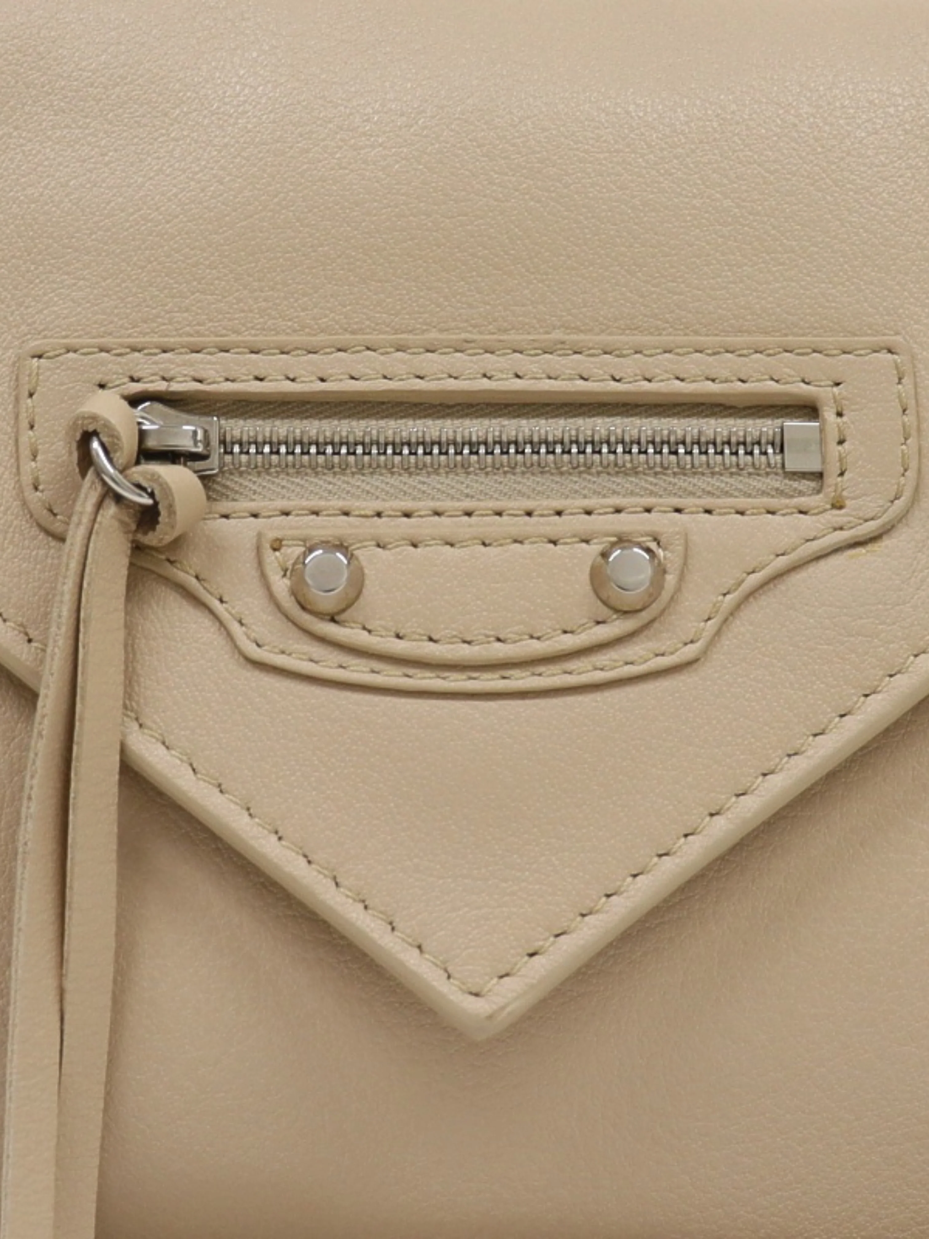 Balenciaga SS 2013 Beige Leather Paper Triple Shoulder Bag - Image 7