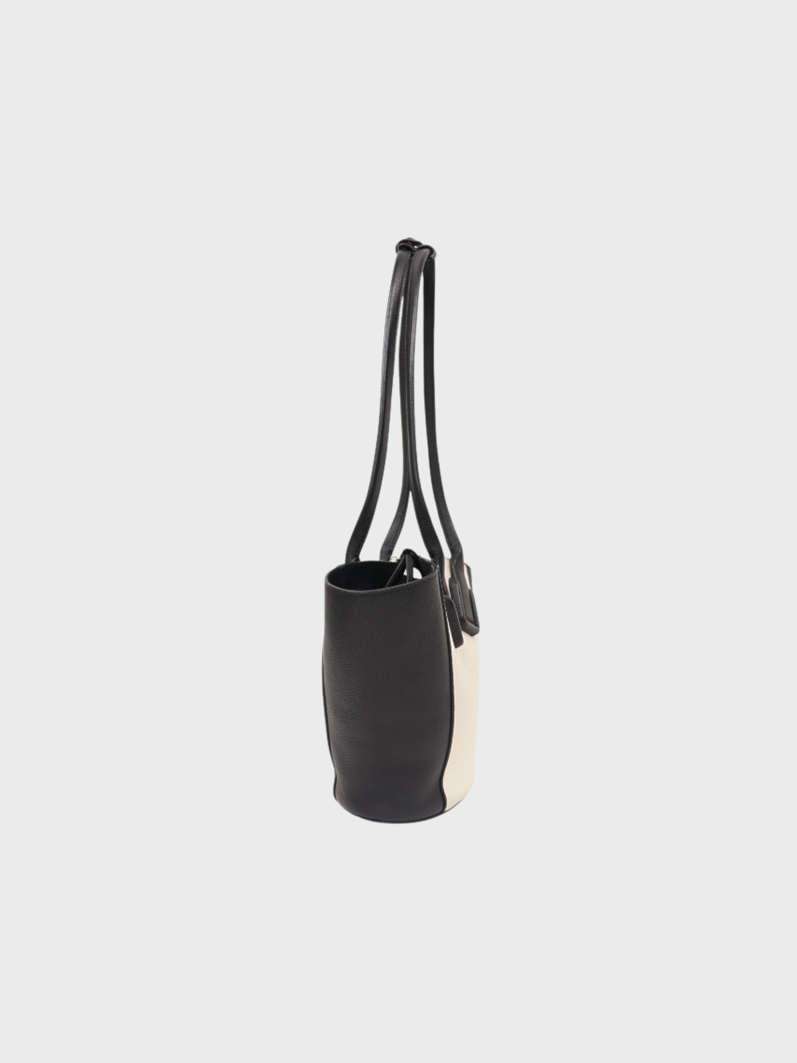 Bottega Veneta SS 2019 Ivory Black Canvas Leather Small Basket Bag - Image 3