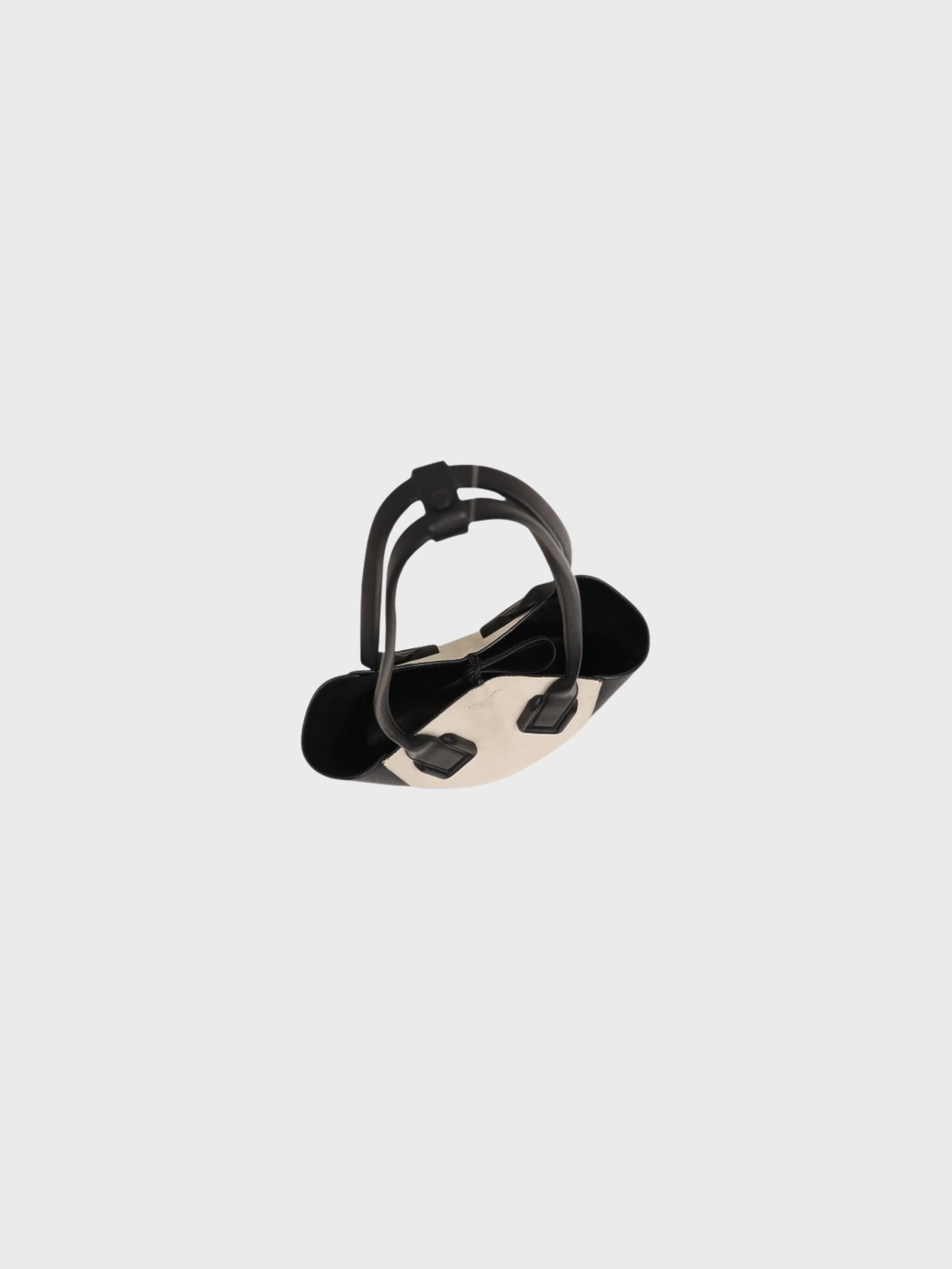 Bottega Veneta SS 2019 Ivory Black Canvas Leather Small Basket Bag - Image 6