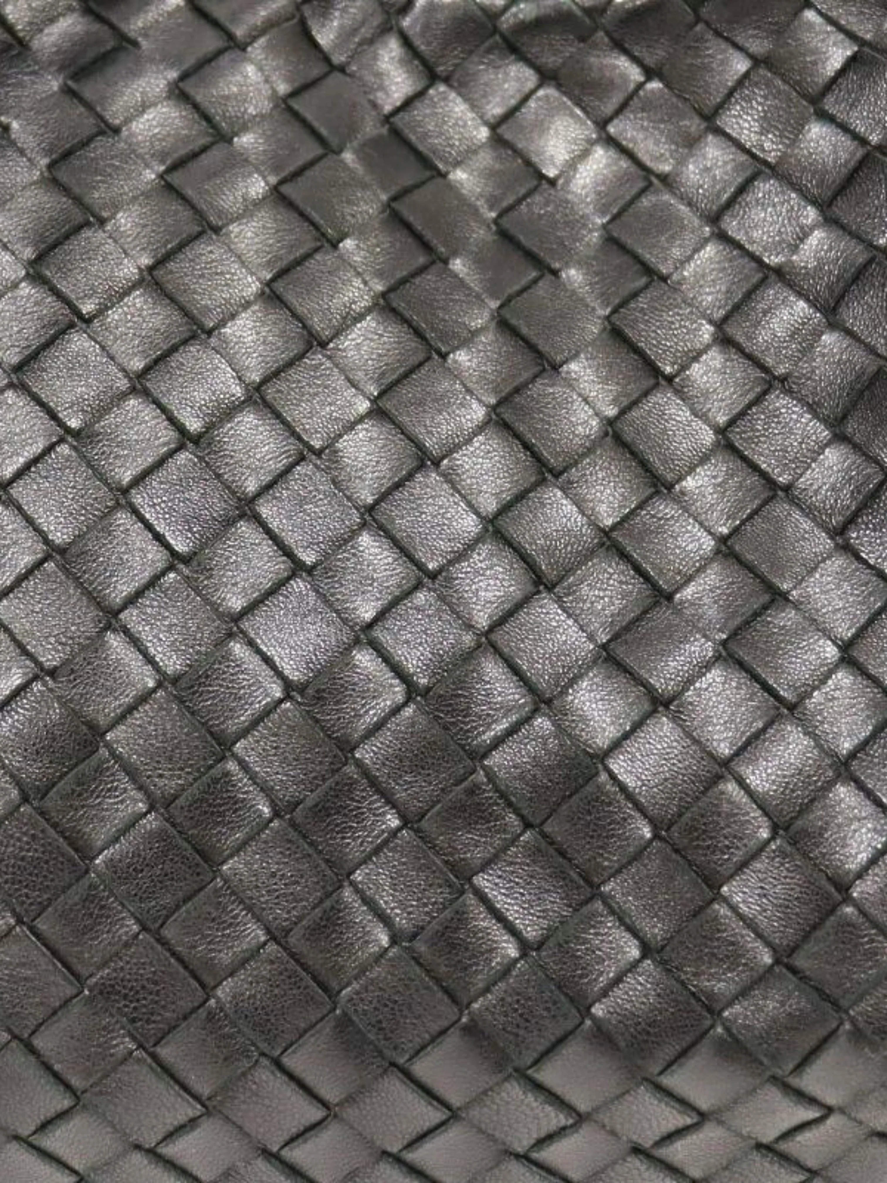 Bottega Veneta 2010s Black Leather Intrecciato Shoulder Bag - Image 8
