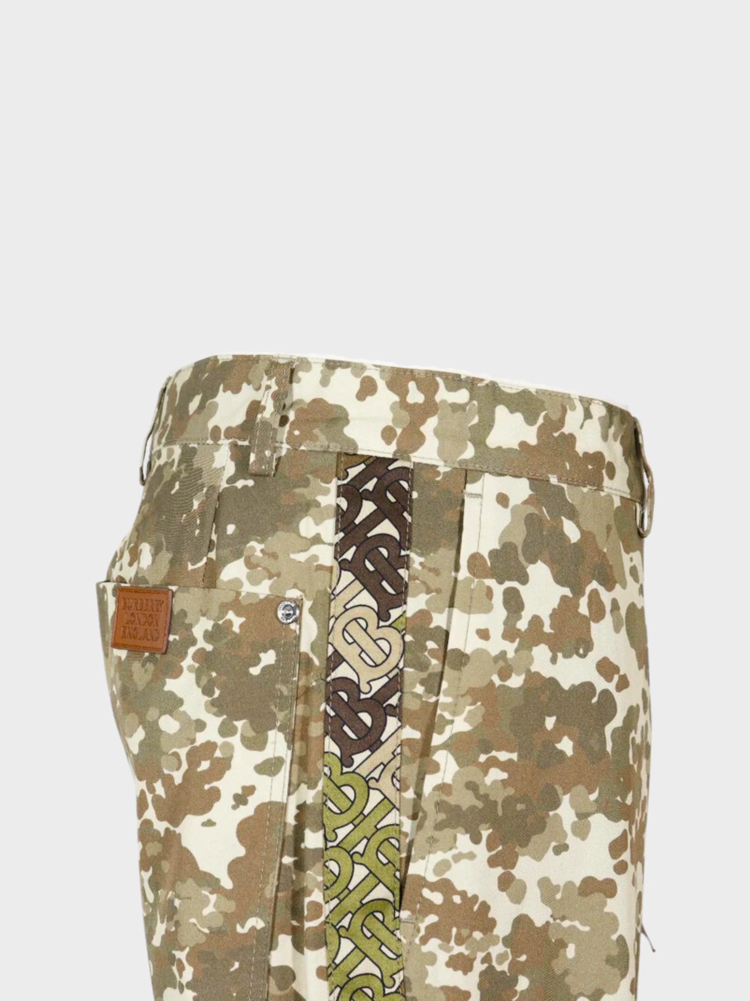Burberry 2020s Camouflage Chino Pants - Image 3