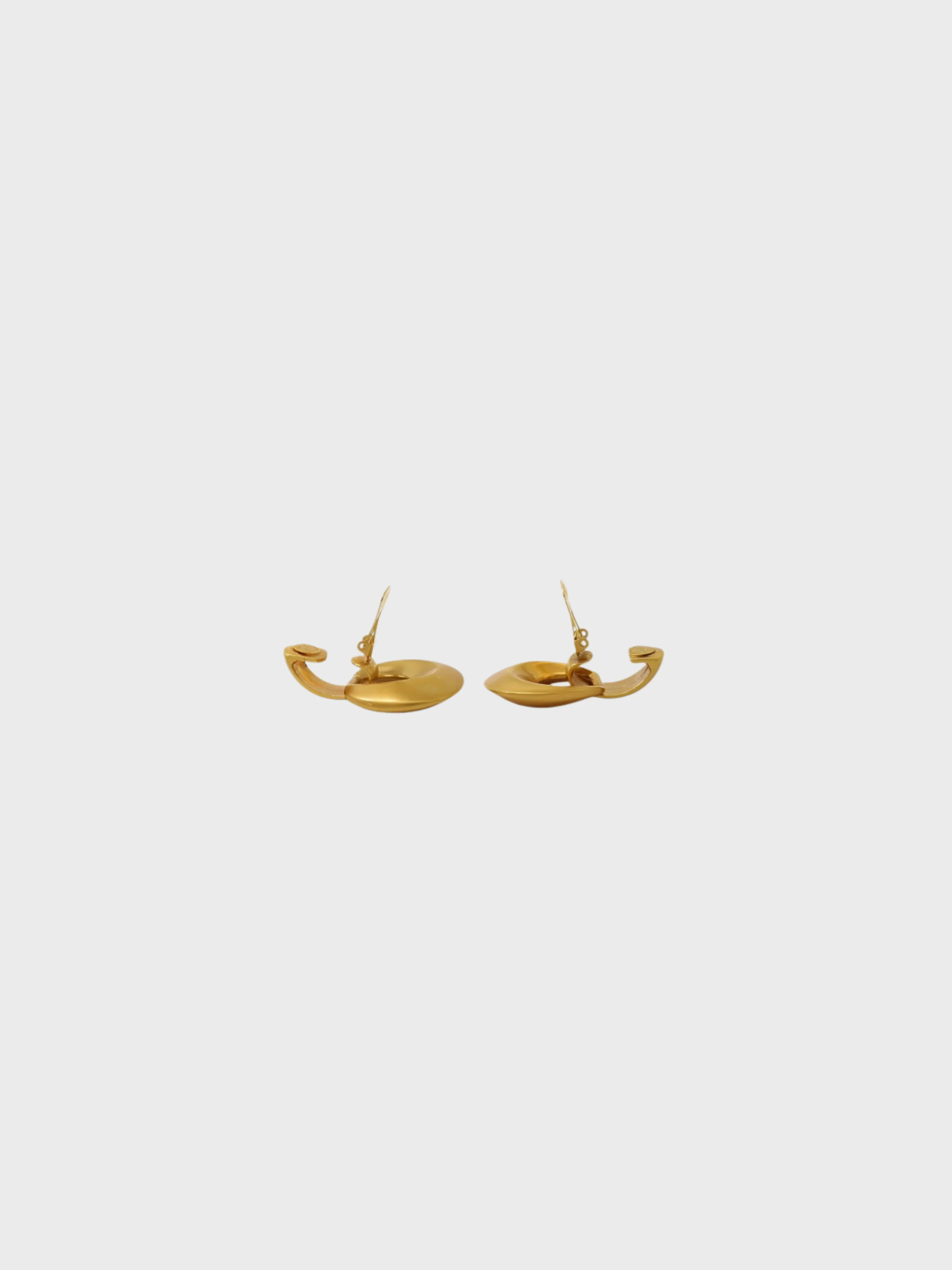 Celine 2000s Gold Plated Metal Logo Earrings - Image 4