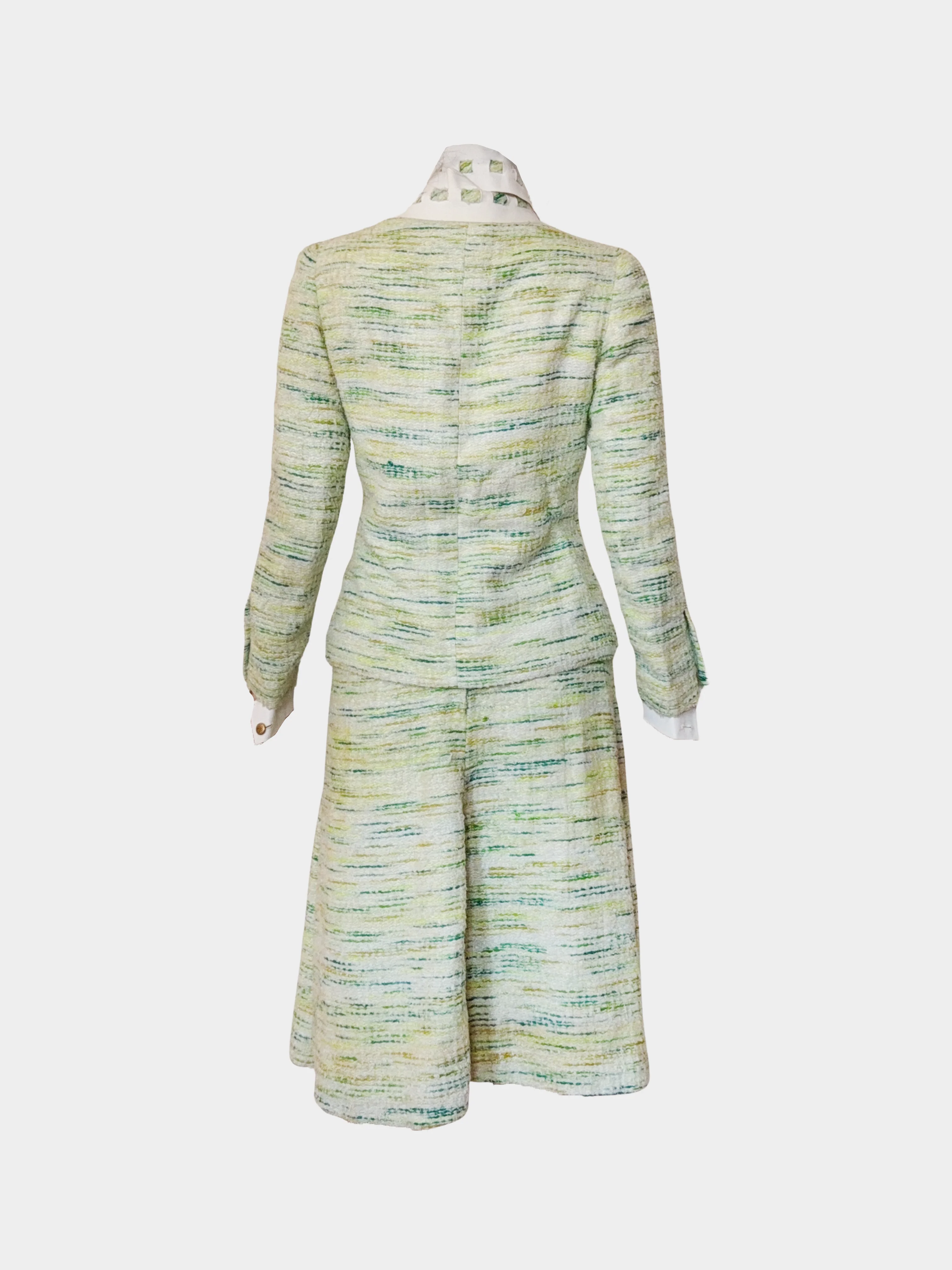 Chanel 1970s Couture Green Tweed Skirt Suit Set - Image 2