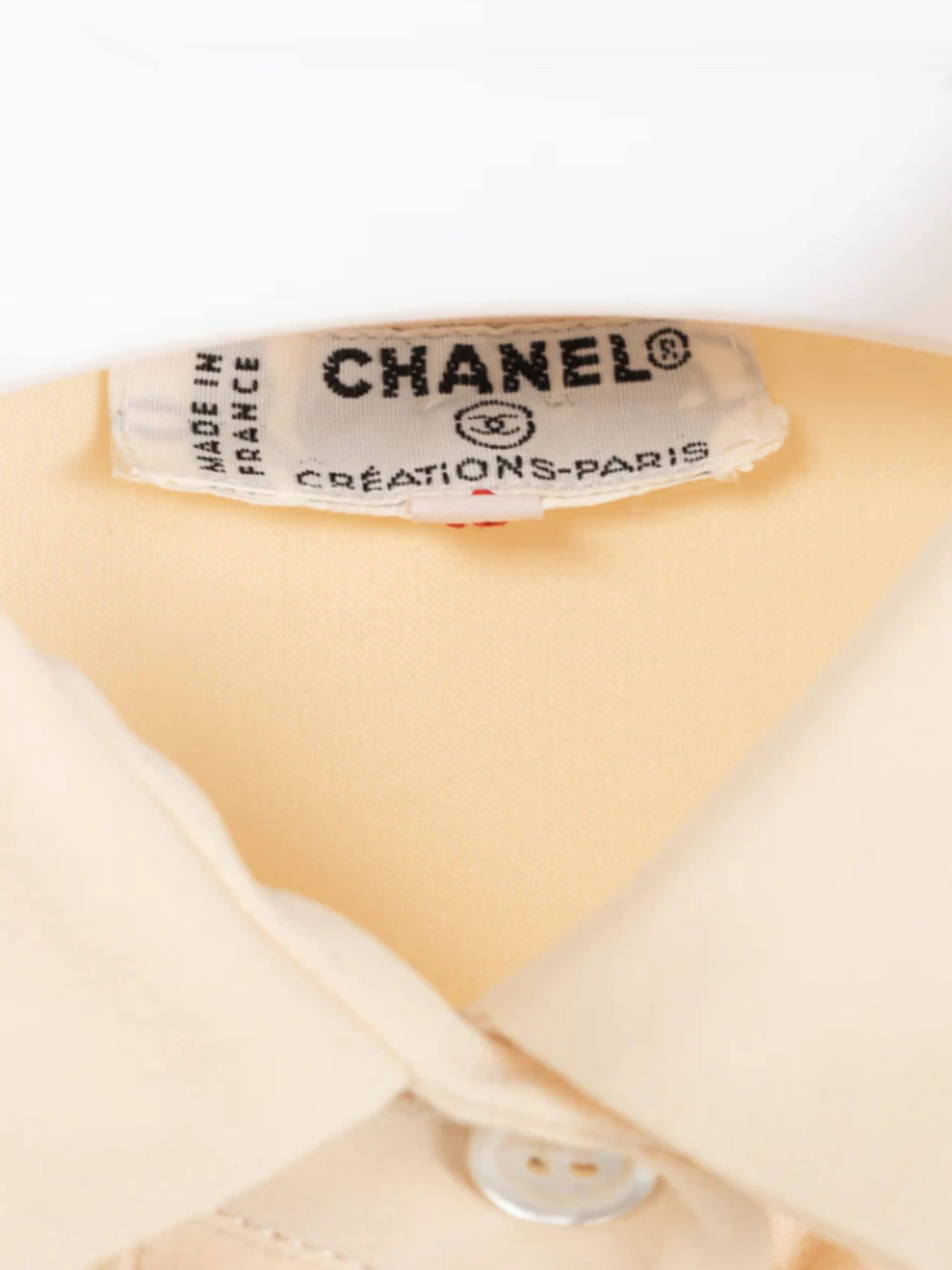 Chanel 1970s Cream Silk CC-Pocket Buttoned Blouse - Image 3