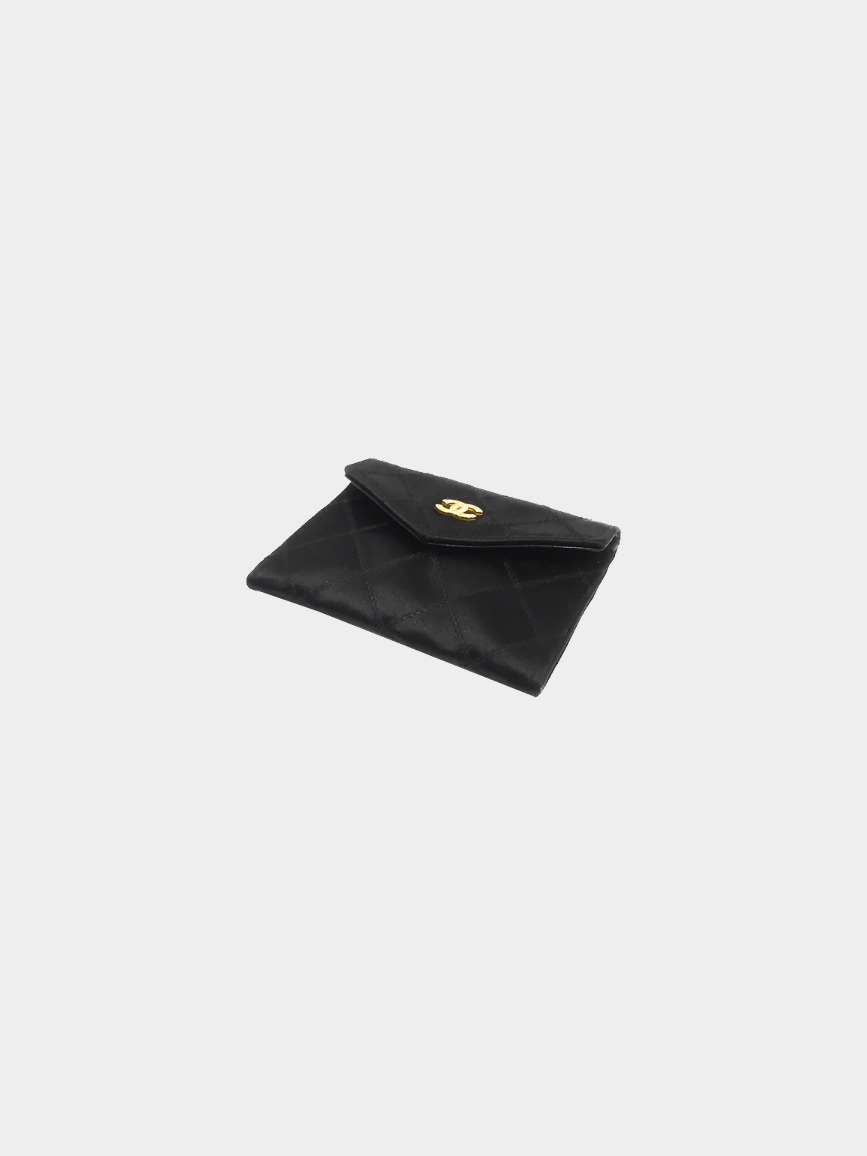 Chanel 1989-1991 Black Satin Quilted Coin Case - Image 3