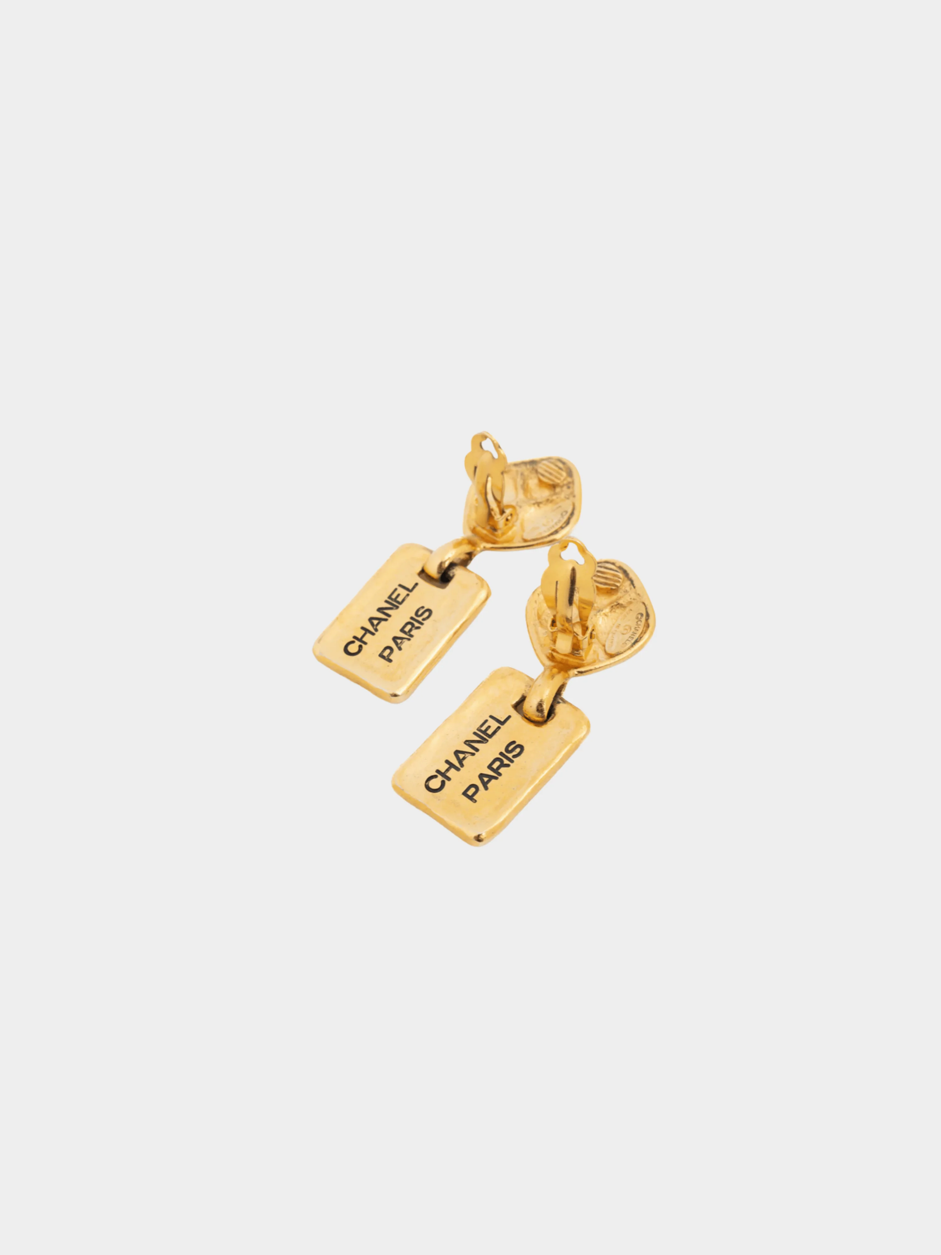Chanel 1990s 24k-Gold Plated Quilted Clip-On Drop Earrings - Image 2