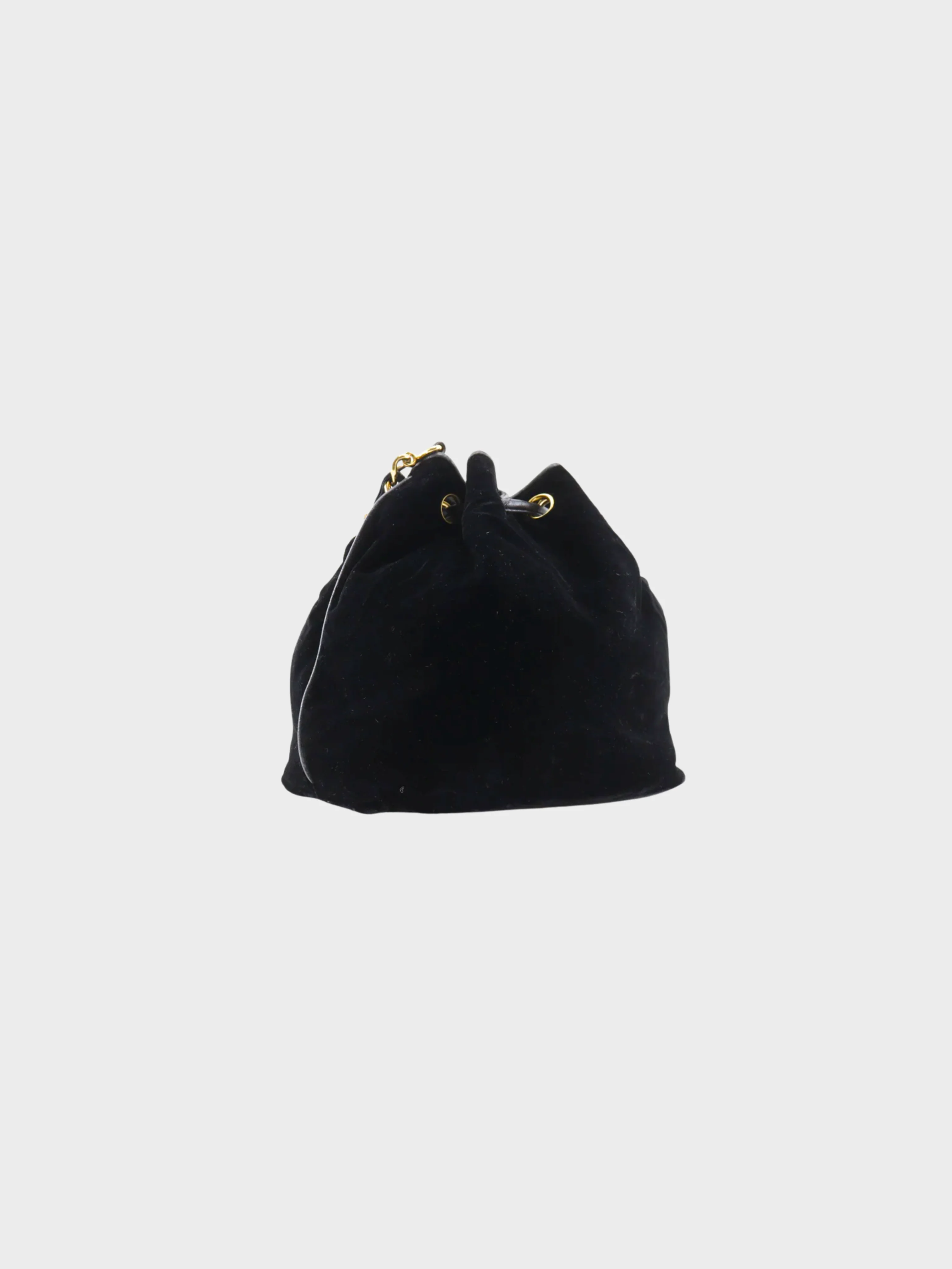 Chanel 1990s Black Drawstring Velvet Chain Shoulder Bag - Image 3