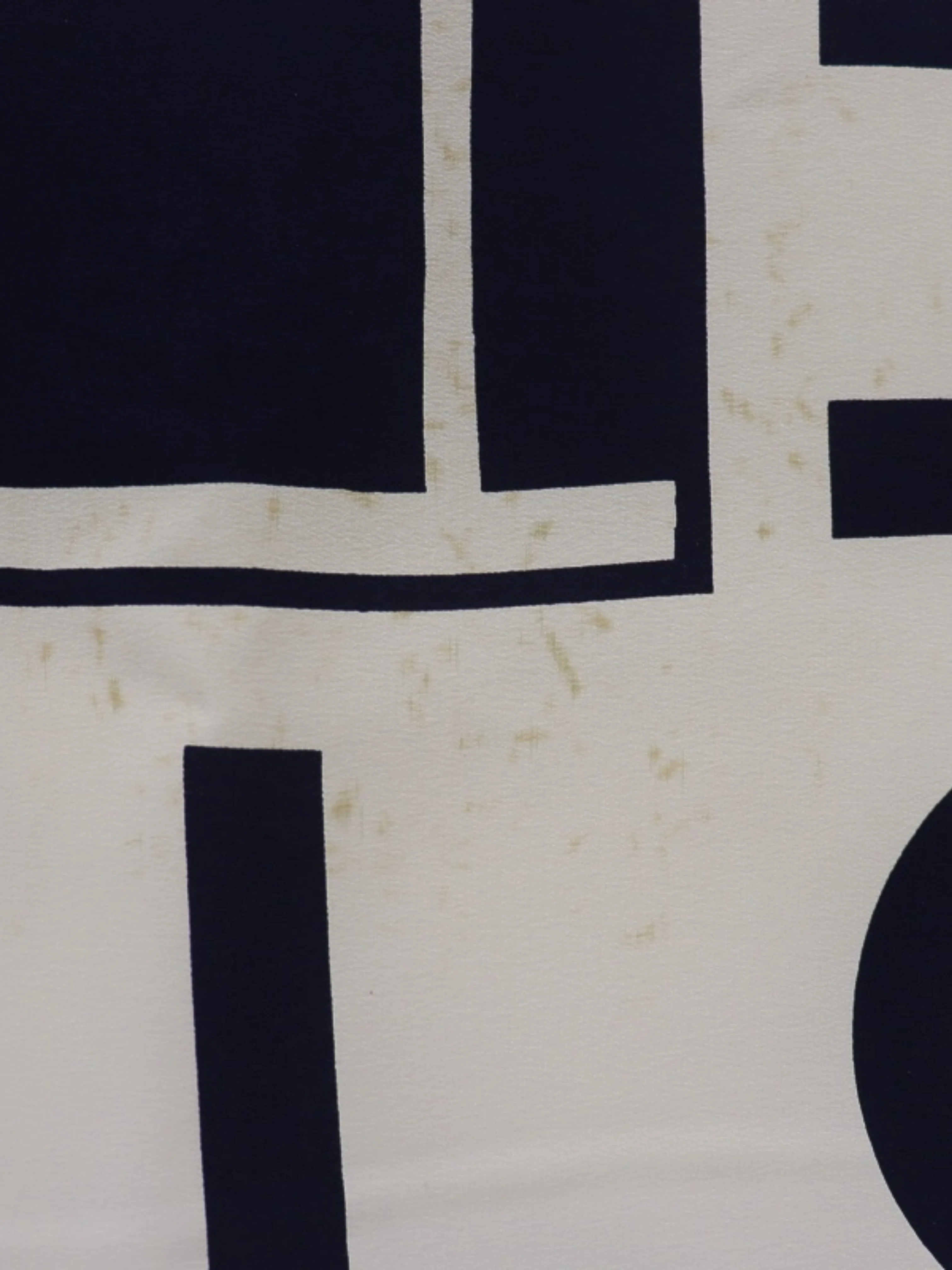 Chanel 1990s Ivory Navy Silk Logo Scarf - Image 5