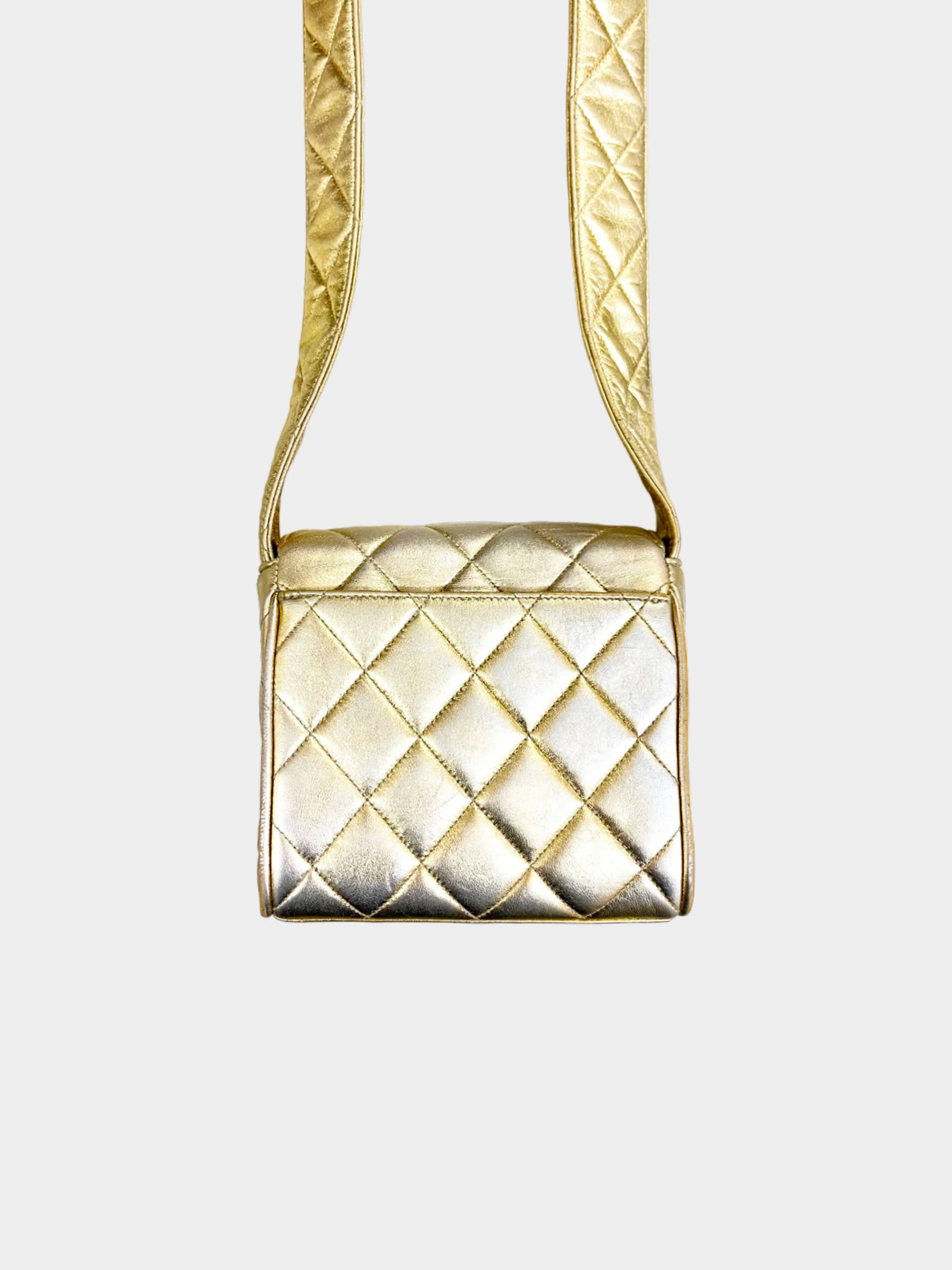 Chanel 1992 Gold Quilted Flap Crossbody Bag - Image 2