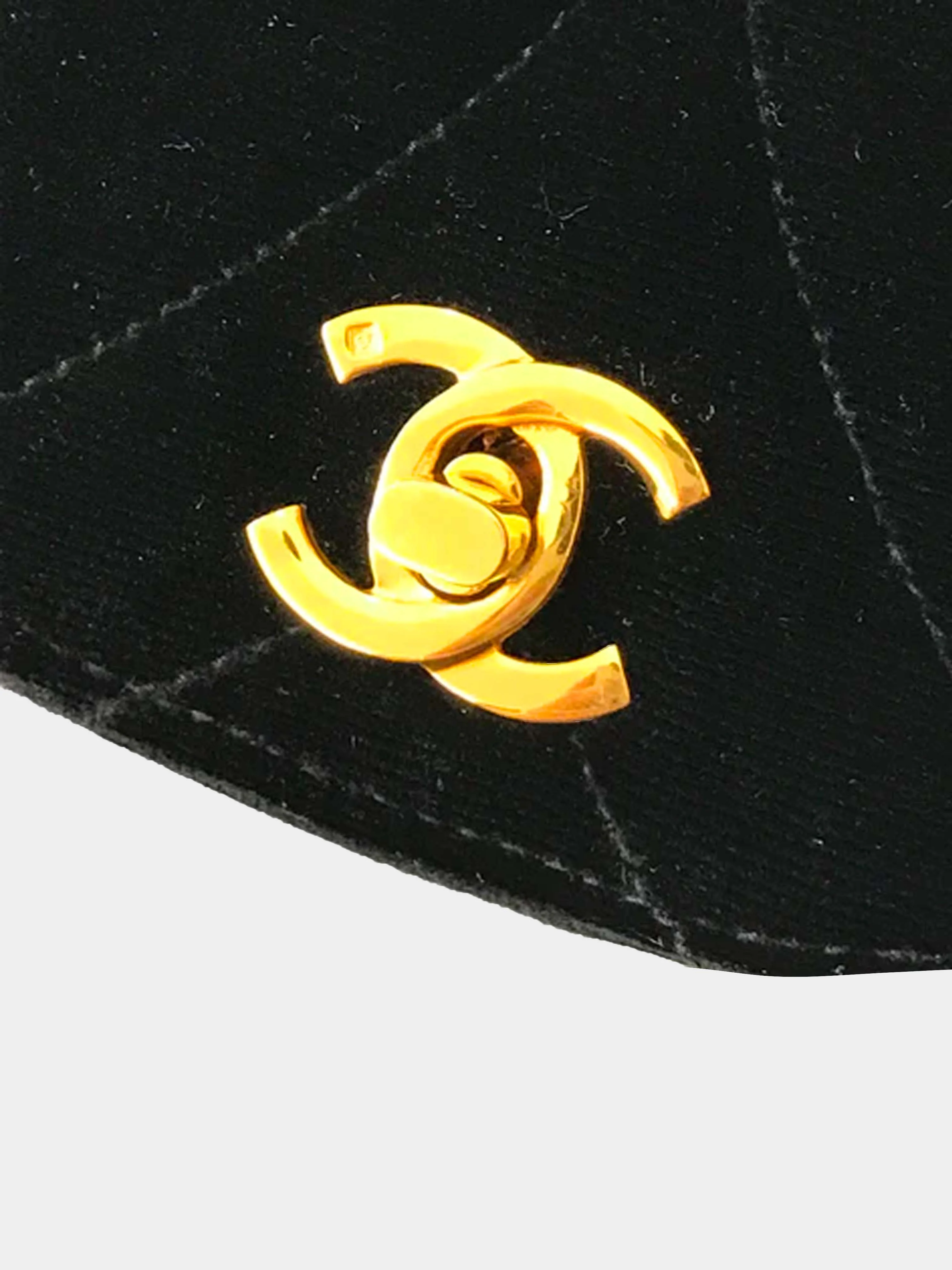 Chanel 1994 Chain Black Velvet Shoulder Bag - Image 4
