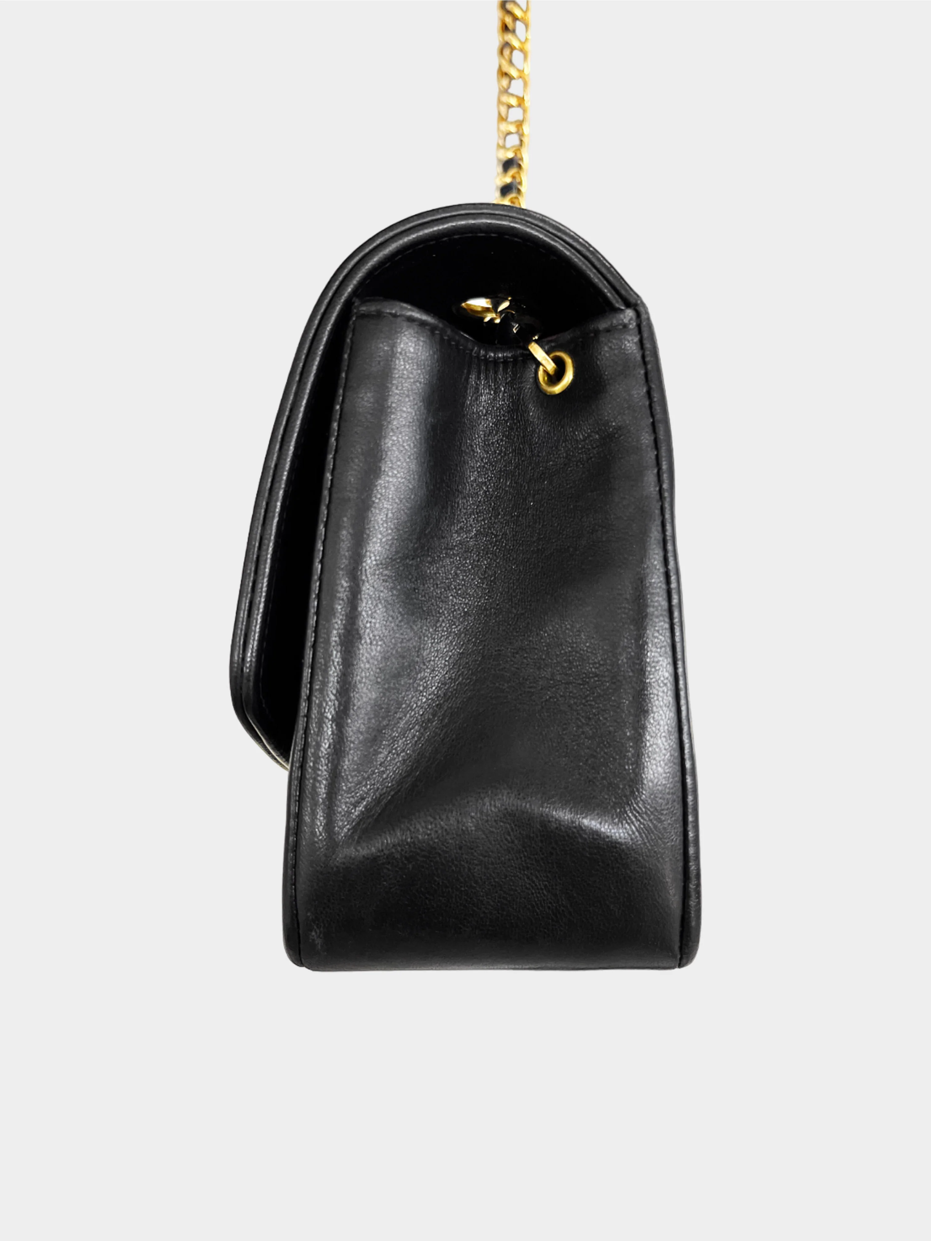 Chanel 1996 Black Lambskin Small Diana Flap Bag - Image 3