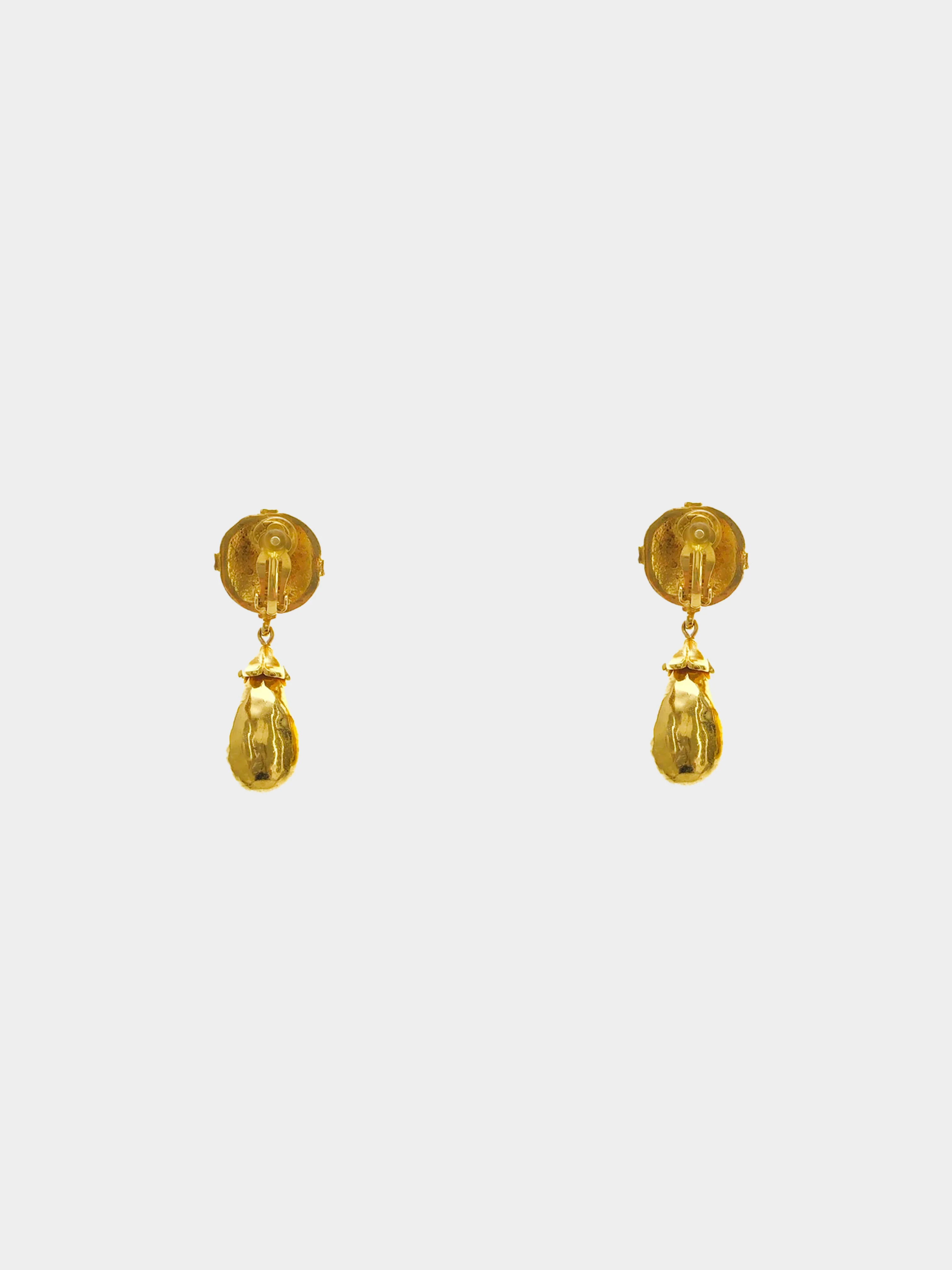 Chanel Fall 1997 Gold Pendant Earrings - Image 2