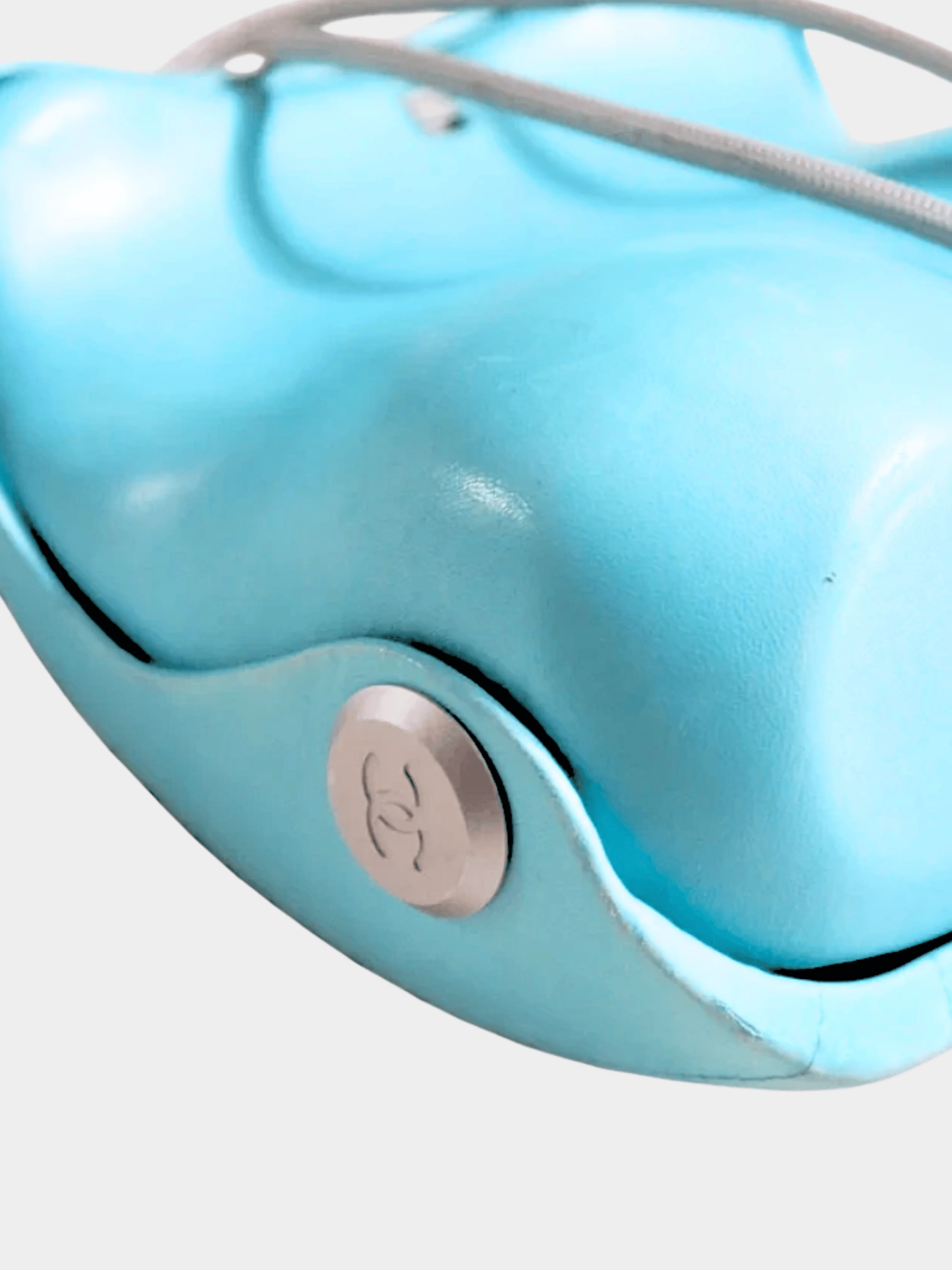 Chanel 1999 Rare Bum Aqua Blue Leather Shoulder Bag - Image 6