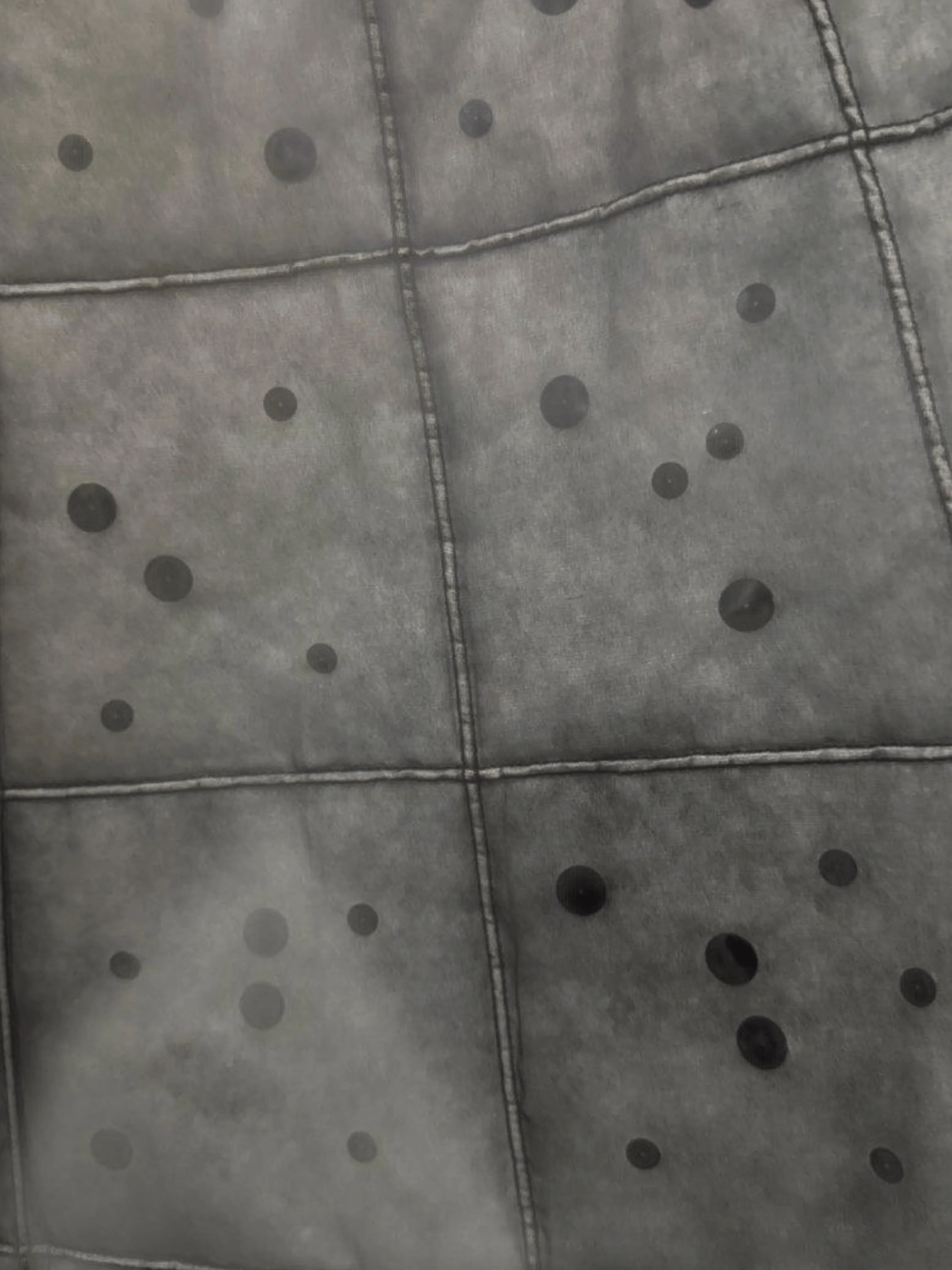 Chanel 2000 Grey Quilt Polka Dot Skirt - Image 3