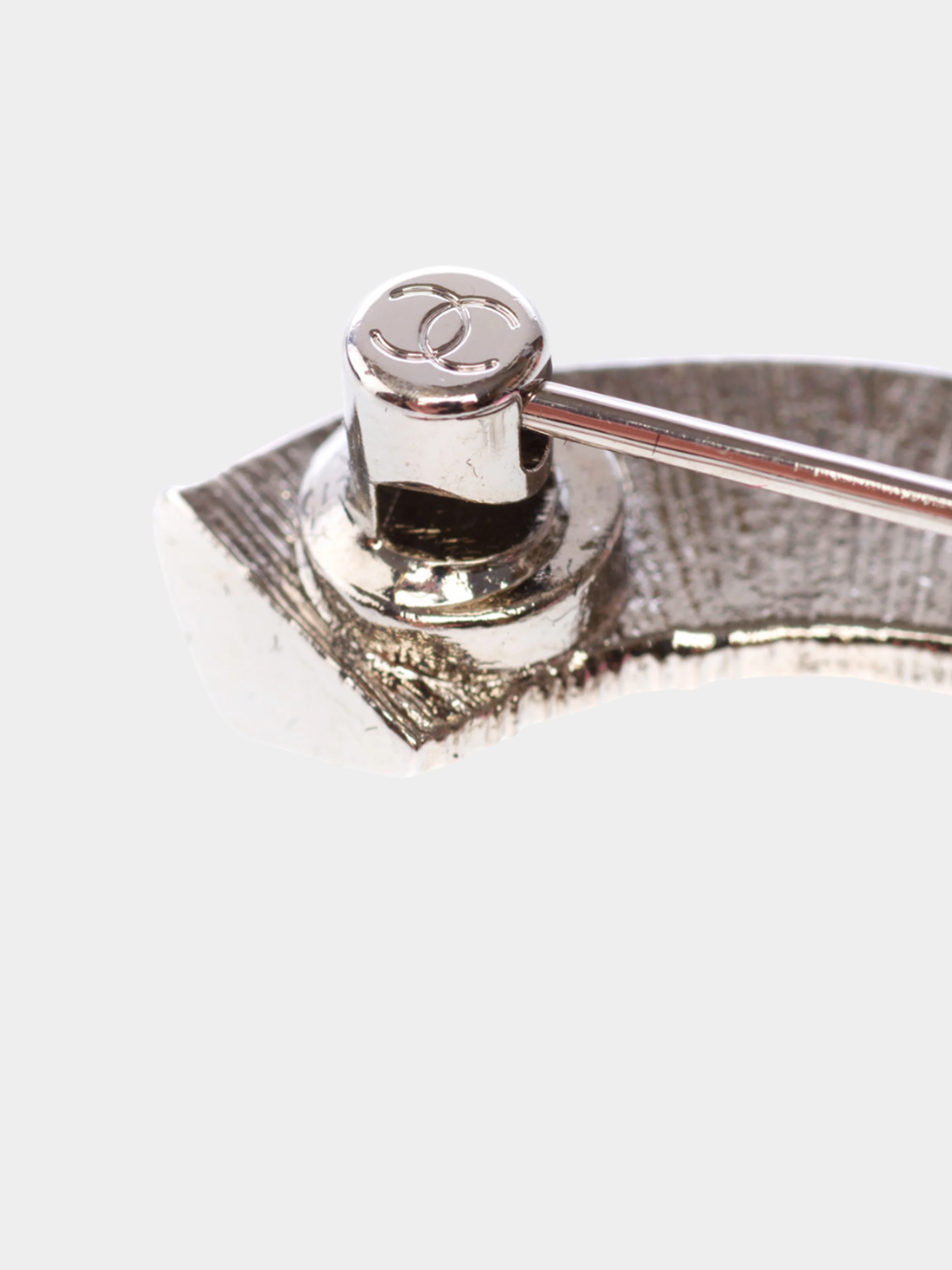 Chanel 2000s Baguette Crystal CC Silver Brooch - Image 4