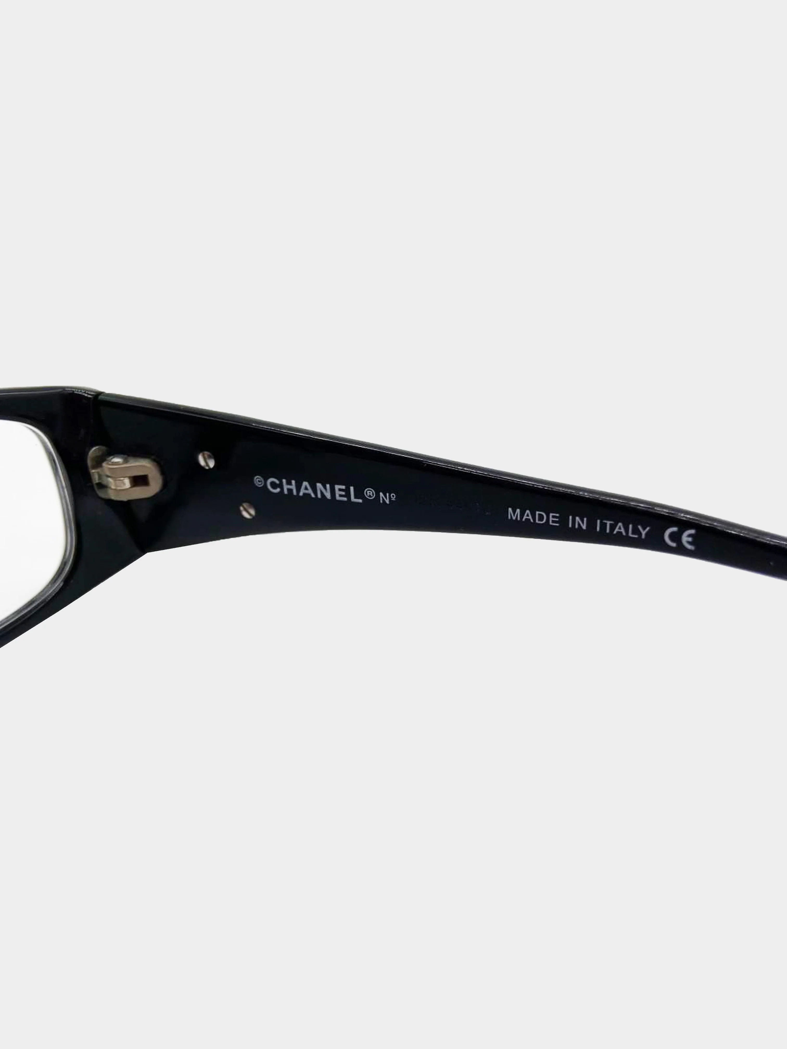 Chanel 2000s Bi-Color CC Logo Glasses - Image 2