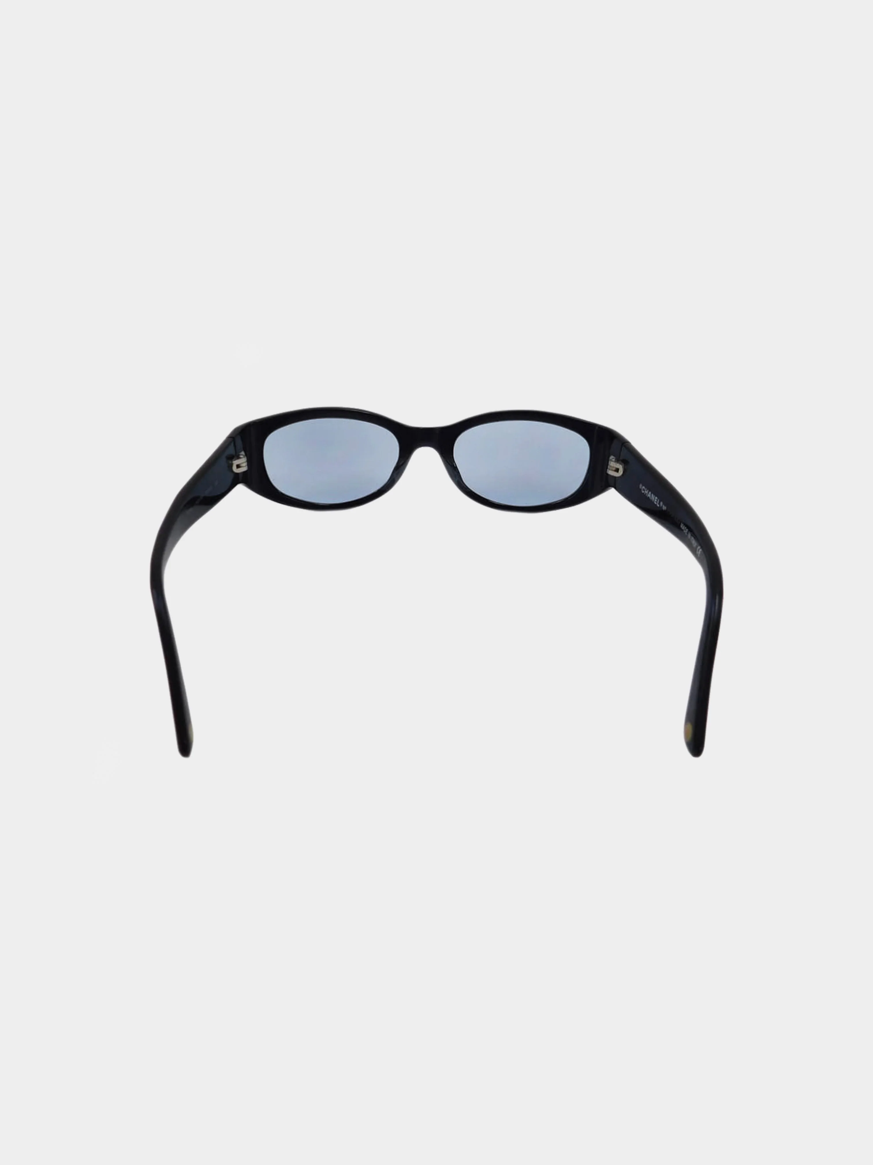 Chanel 2000s Black 2004 Round Sunglasses - Image 4
