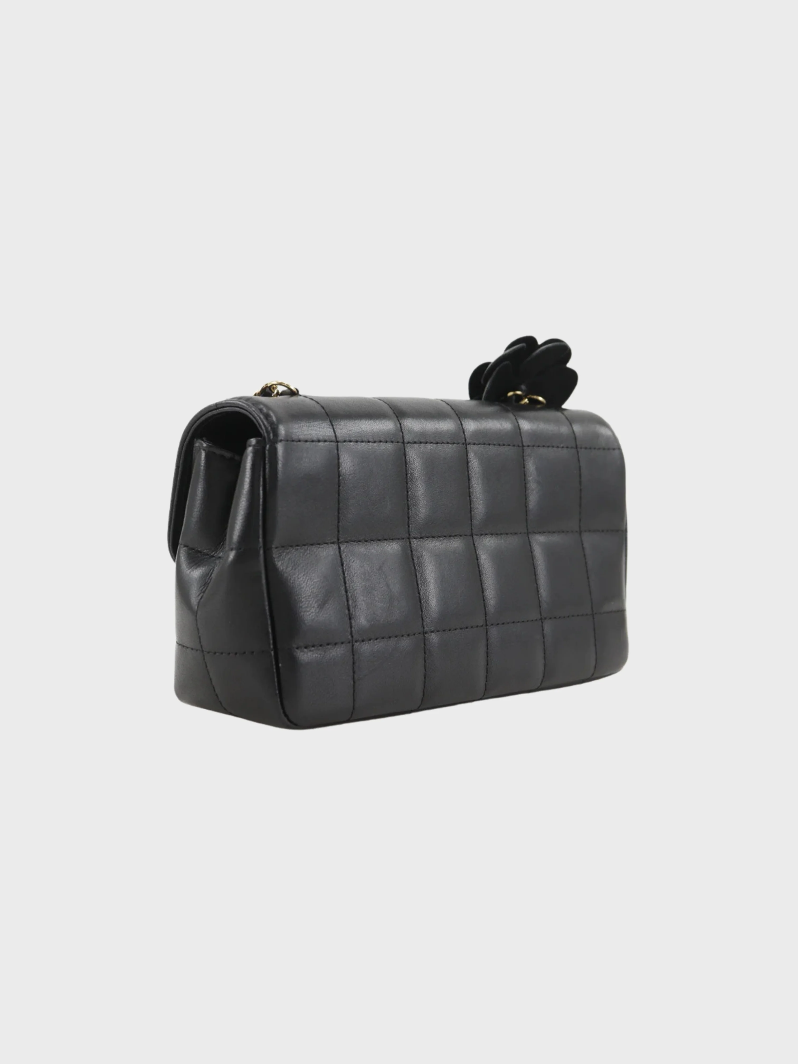 Chanel 2000s Black Calfskin Choco Bar Camellia Chain Shoulder Bag - Image 3