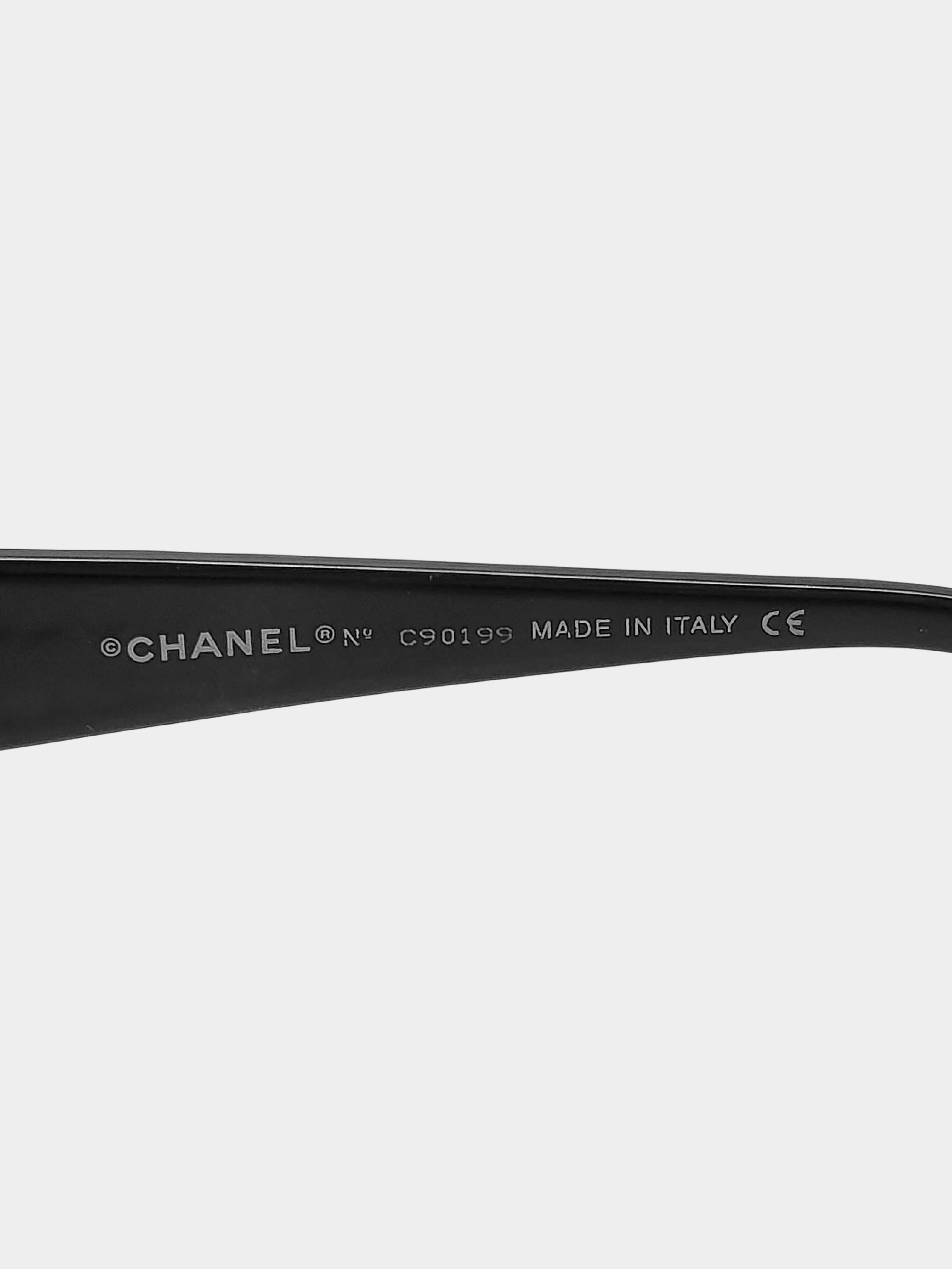 Chanel 2000s Black CC Sunglasses - Image 5