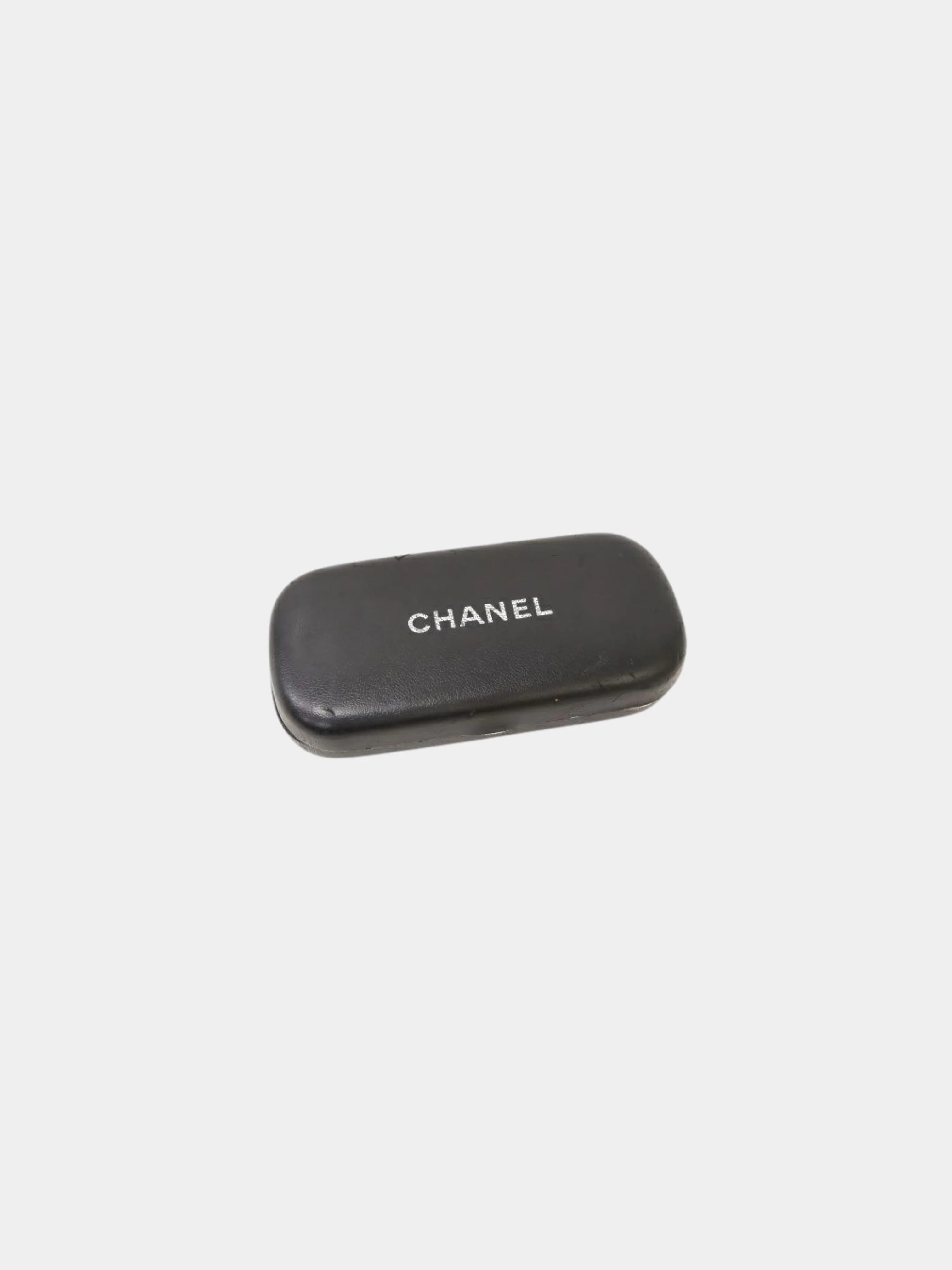 Chanel 2000s Black COCO Sunglasses - Image 6