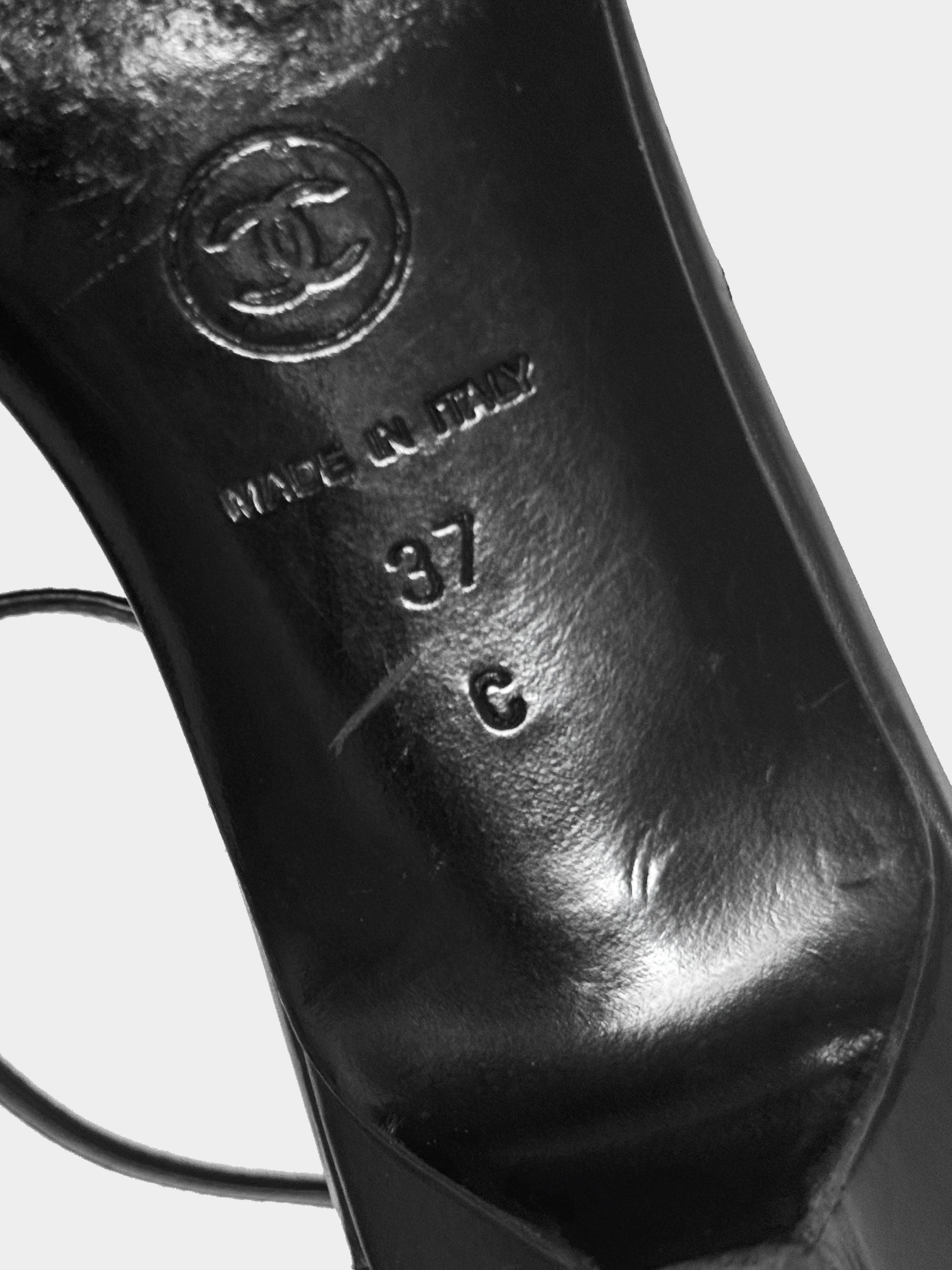 Chanel 2008 Black Leather CC Studded Kitten Heels - Image 4