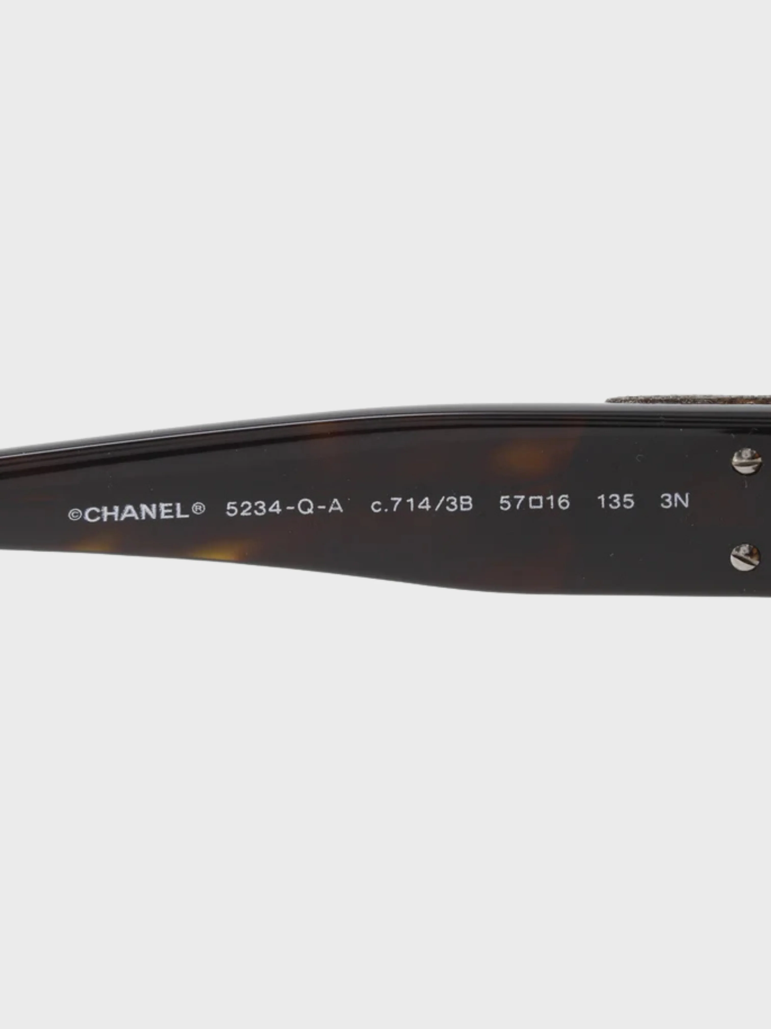 Chanel 2000s Brown Plastic Coco Mark Turn Lock Motif Sunglasses - Image 6