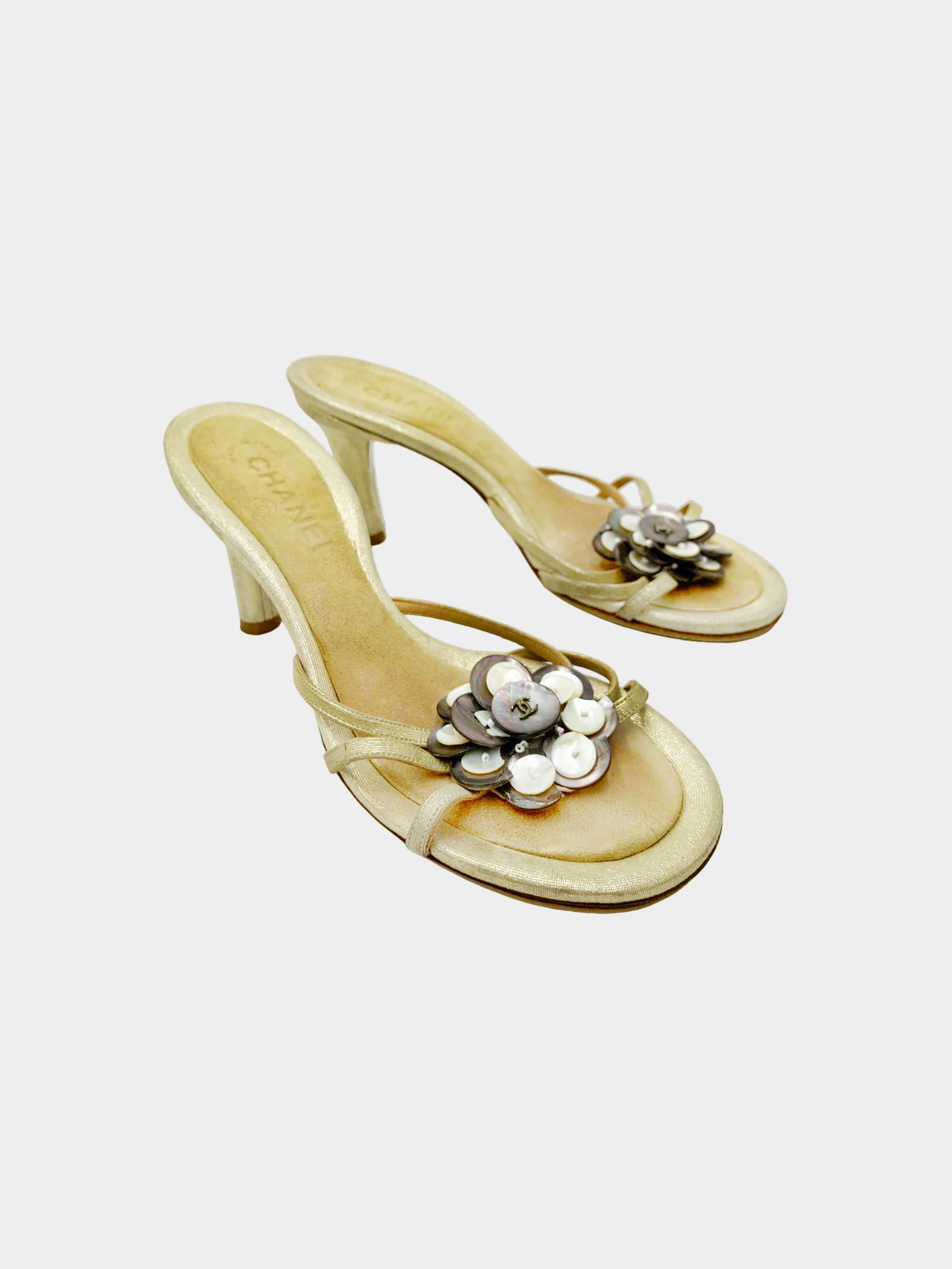 Chanel 2000s Gold and Beige Camellia Heeled Mules - Image 2