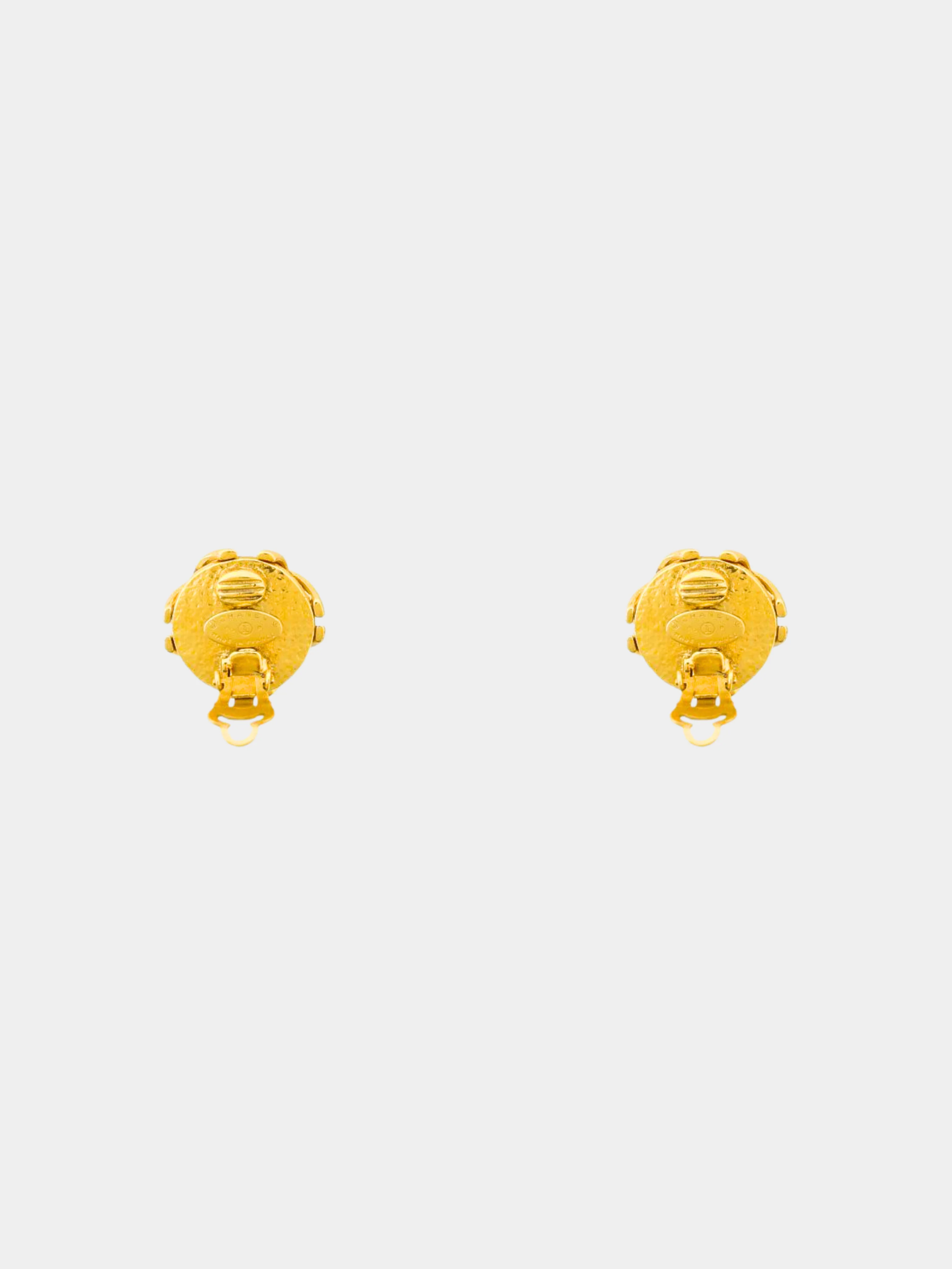 Chanel 2000s Gold CC Pearl Clip-on earrings - Image 2