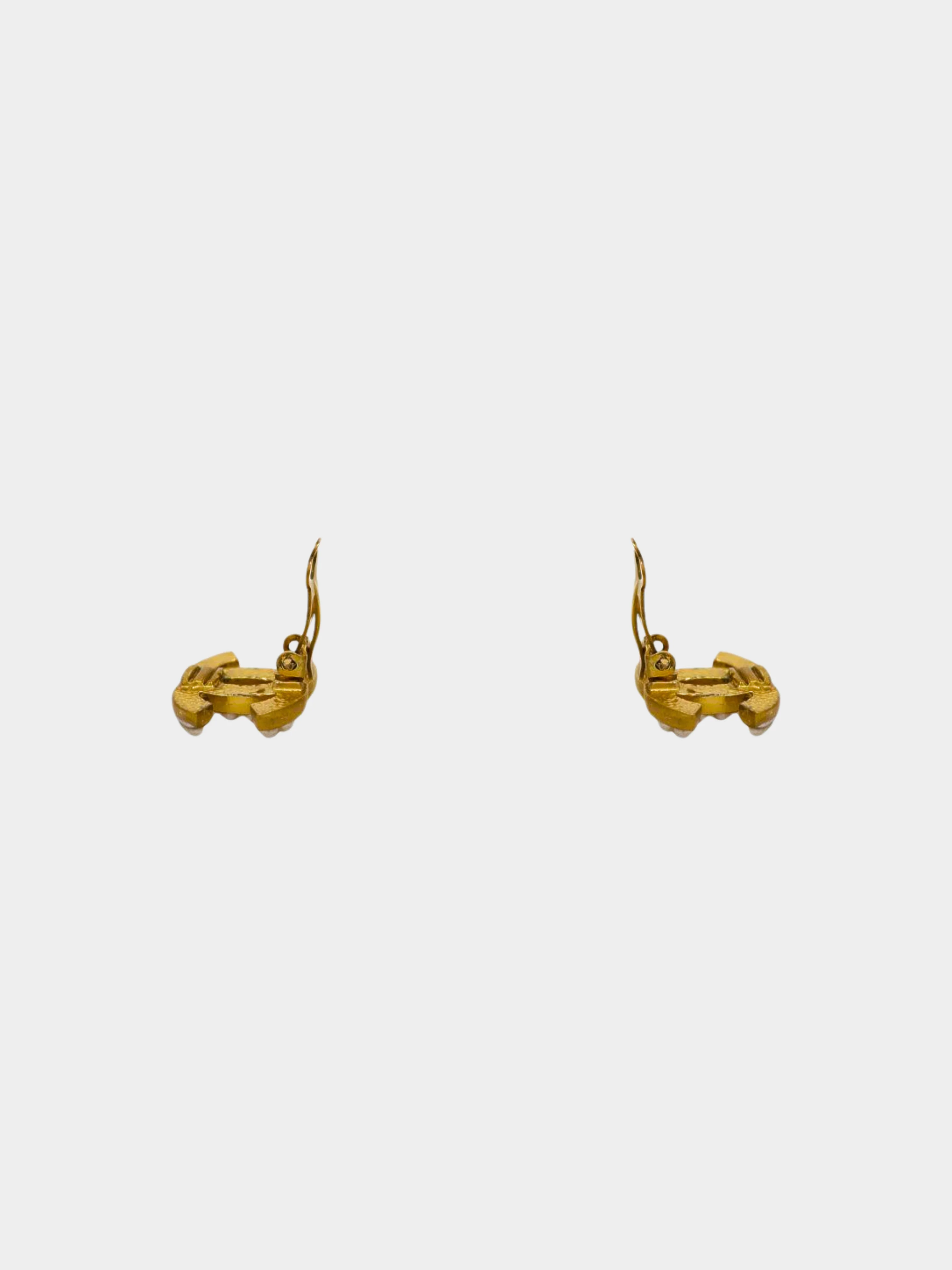 Chanel 2000s Gold Pearl CC Stud Earrings - Image 3