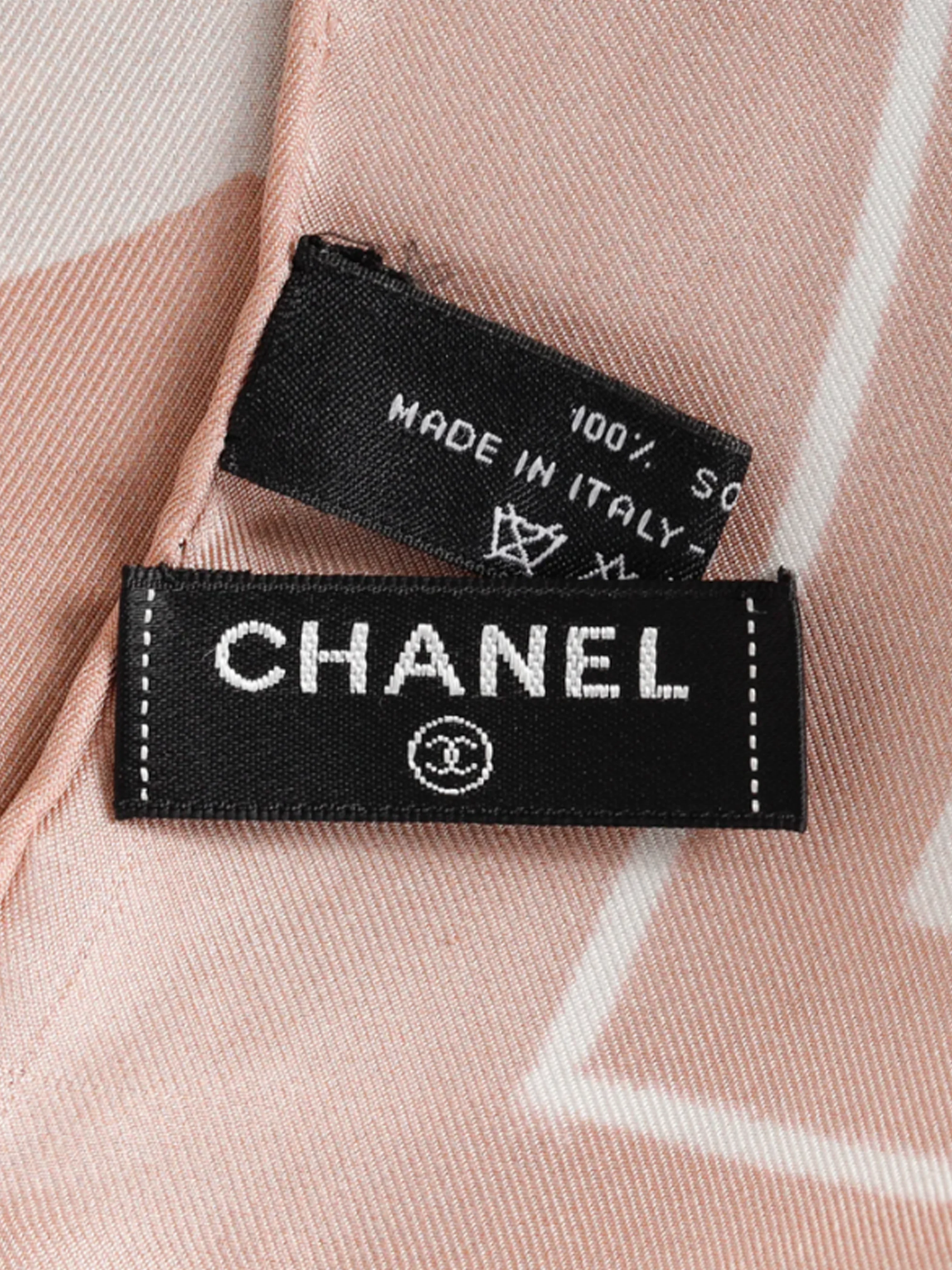 Chanel 2000s Pink Cityscape Printed Silk Scarf - Image 4