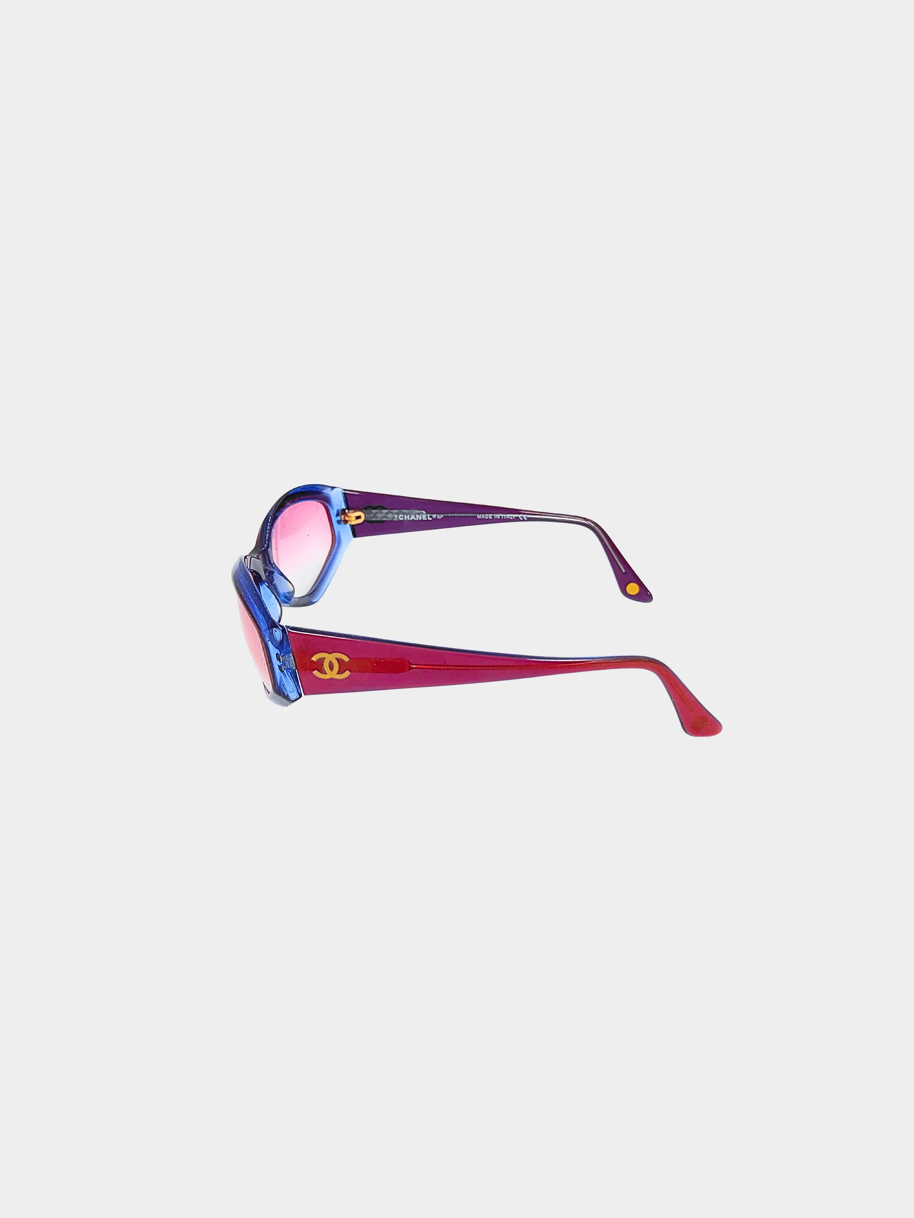 Chanel 2000s Purple Interlocking CC Logo Cat-Eye Sunglasses - Image 4