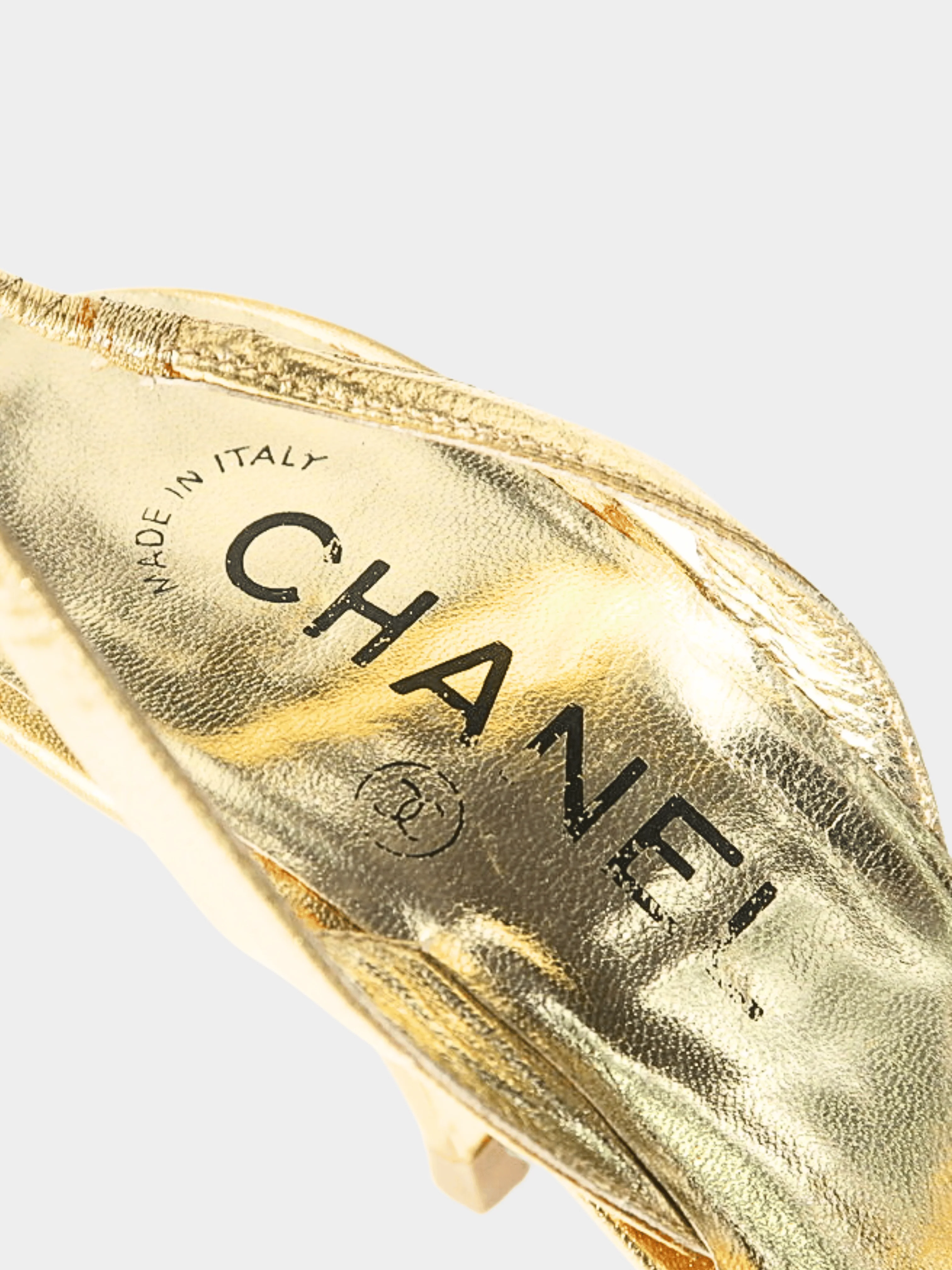 Chanel 2000s Rare Gold Mesh Slingback Heels - Image 8