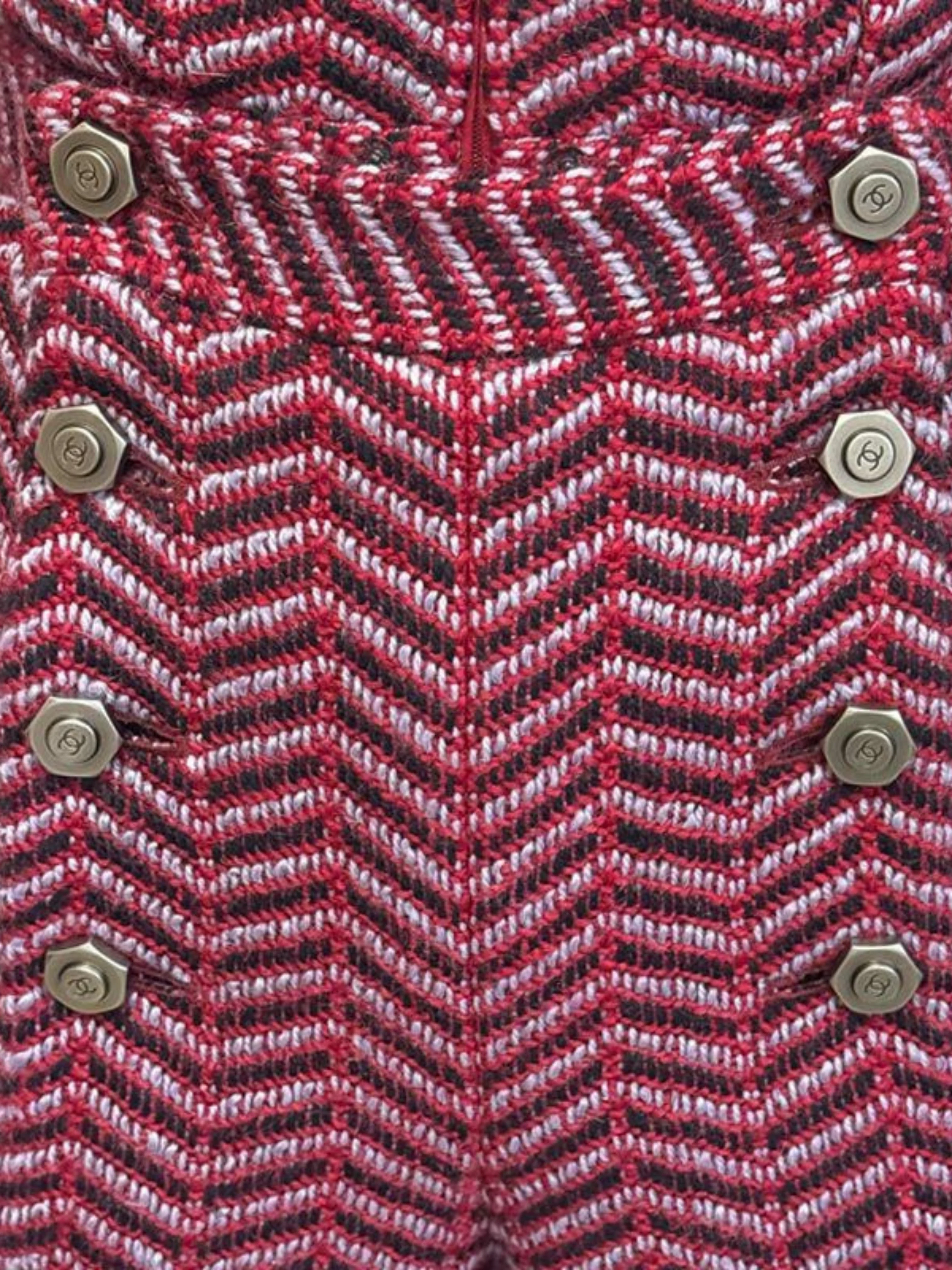 Chanel 2000s Red Wool Blend COCO Buttoned Jumpsuit - Image 4
