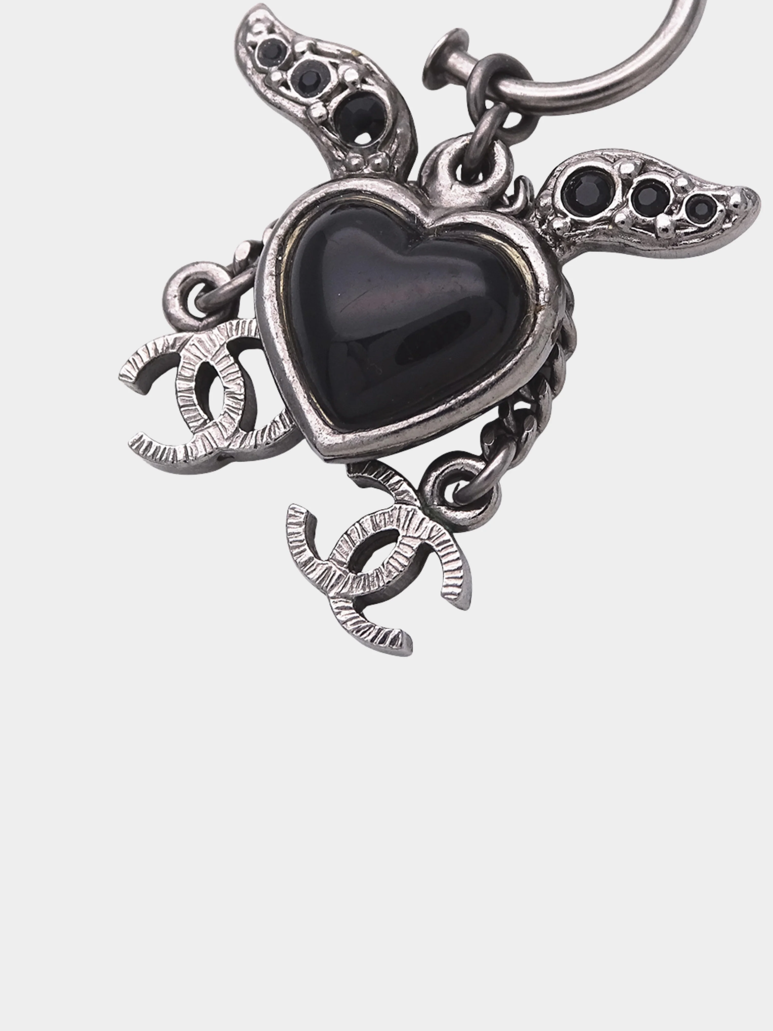 Chanel 2000s Silver Double CC Heart Wing Earrings - Image 3