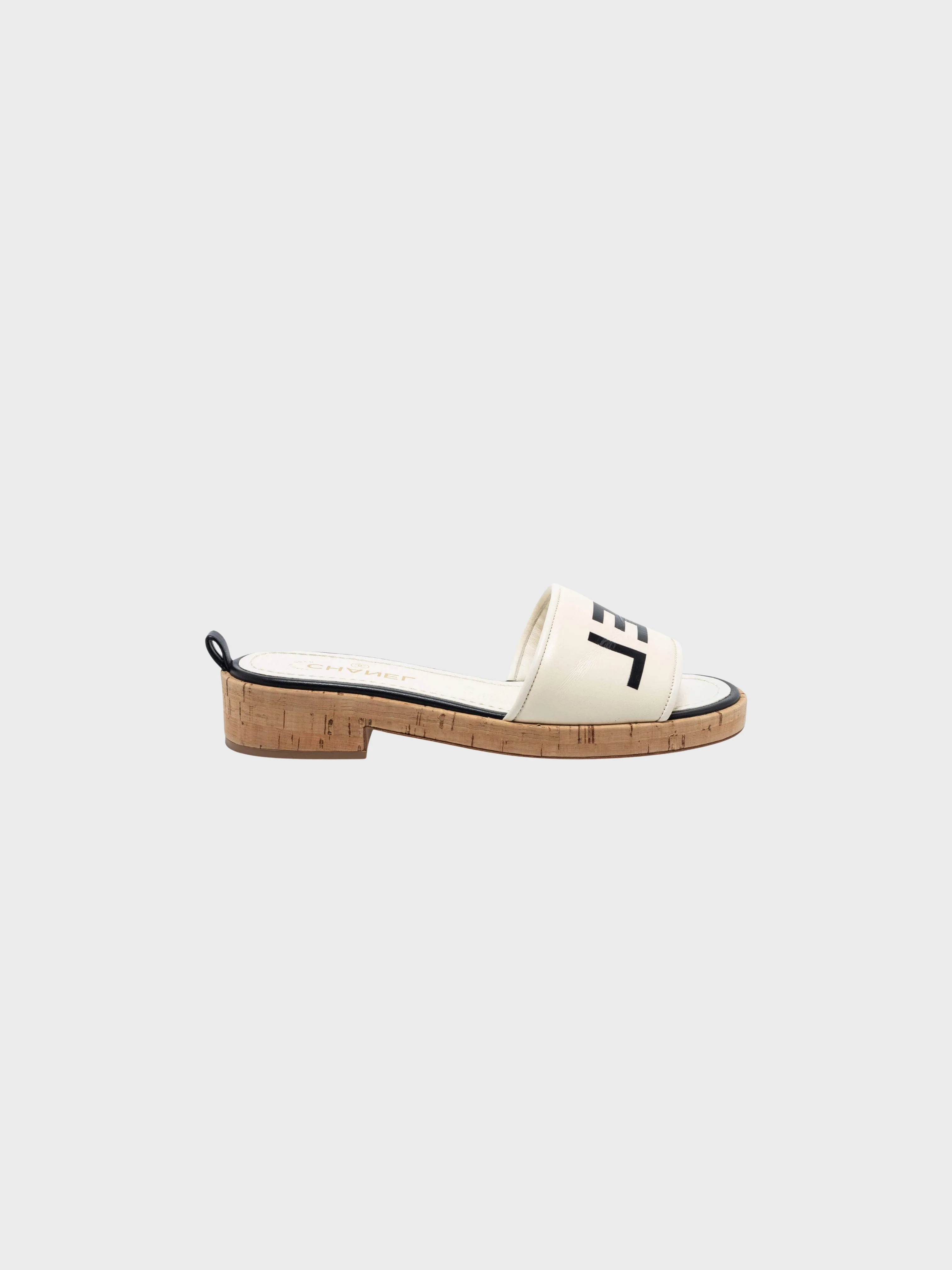 Chanel 2000s White Black Leather Cork Logo Mules
