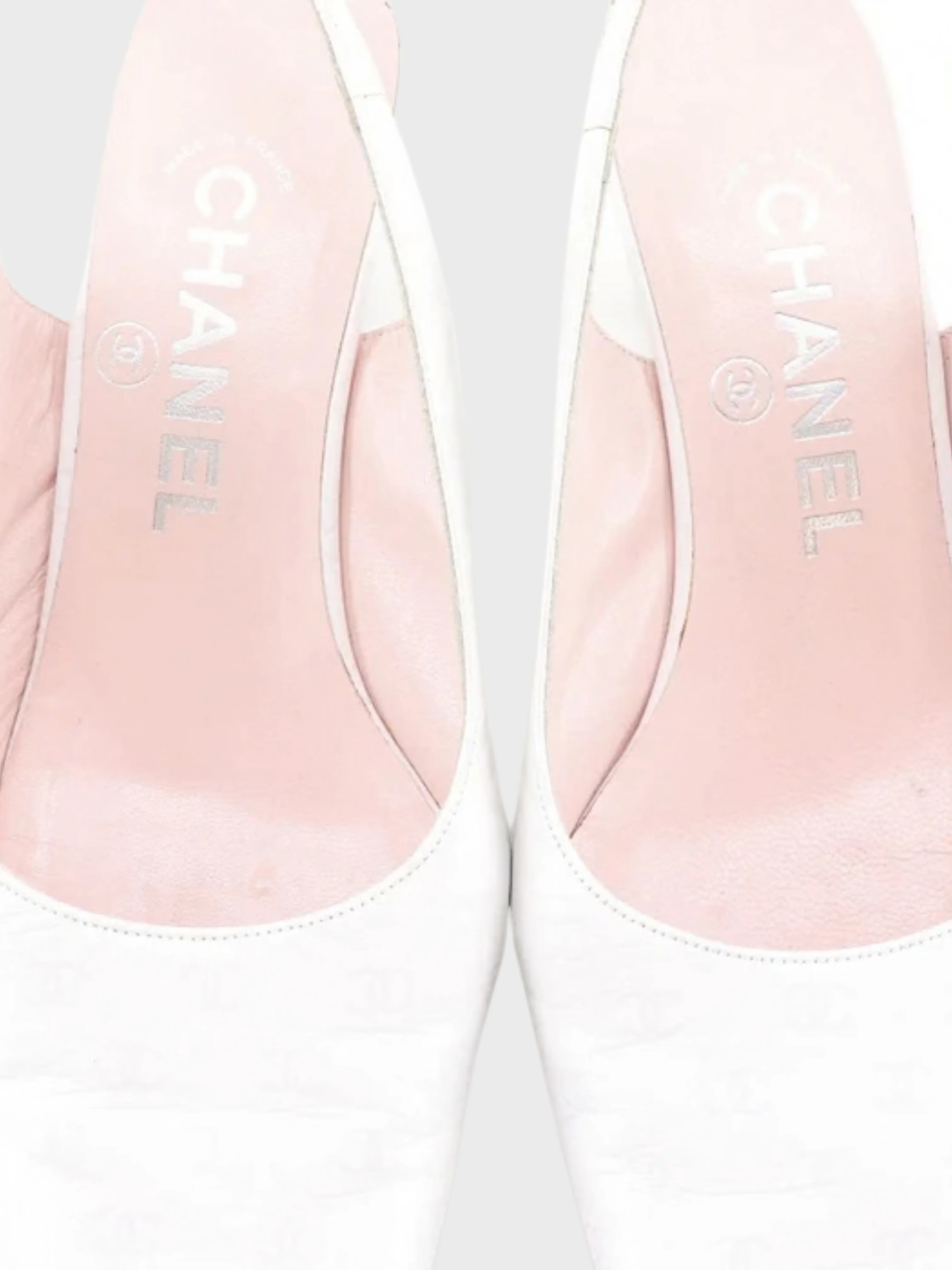 Chanel 1990s White Leather CC Backstrap Pumps - Image 6