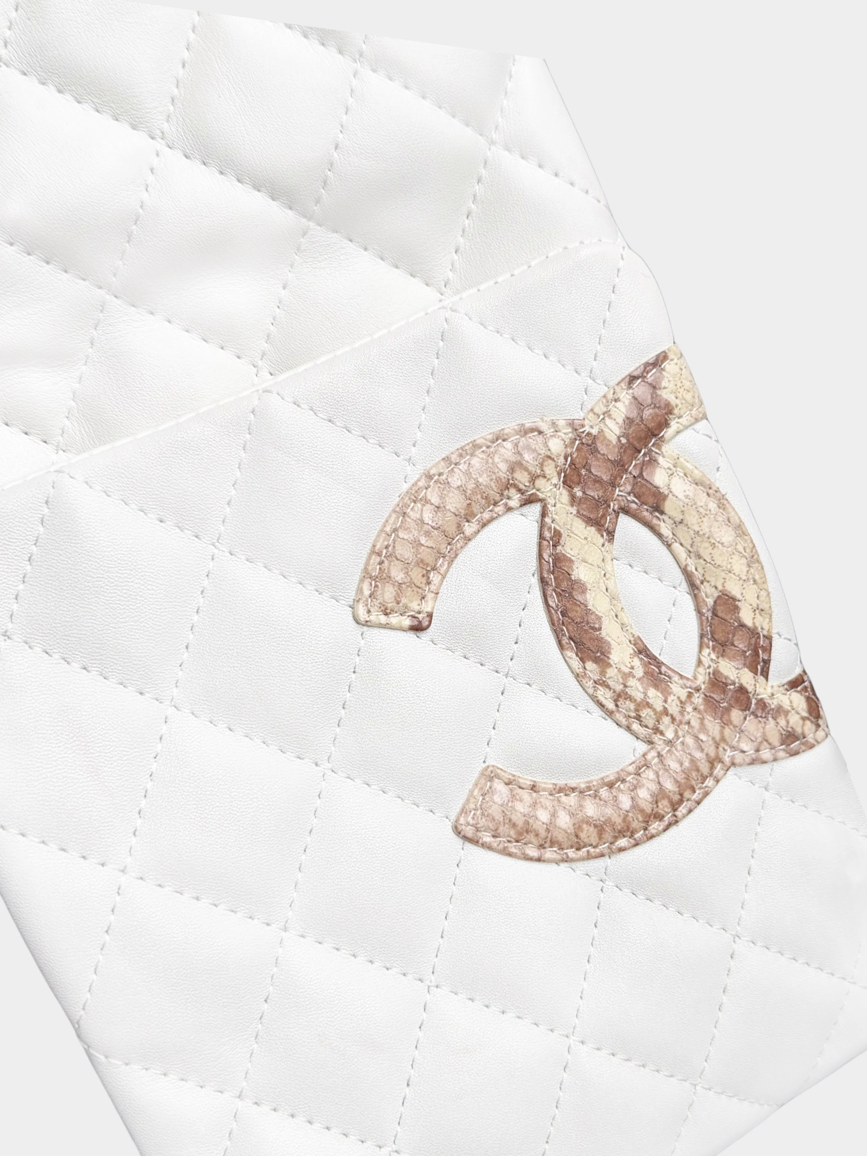 Chanel 2004-2005 White Lambskin Cambon Line Mini Crossbody Bag with Python Trim - Image 3