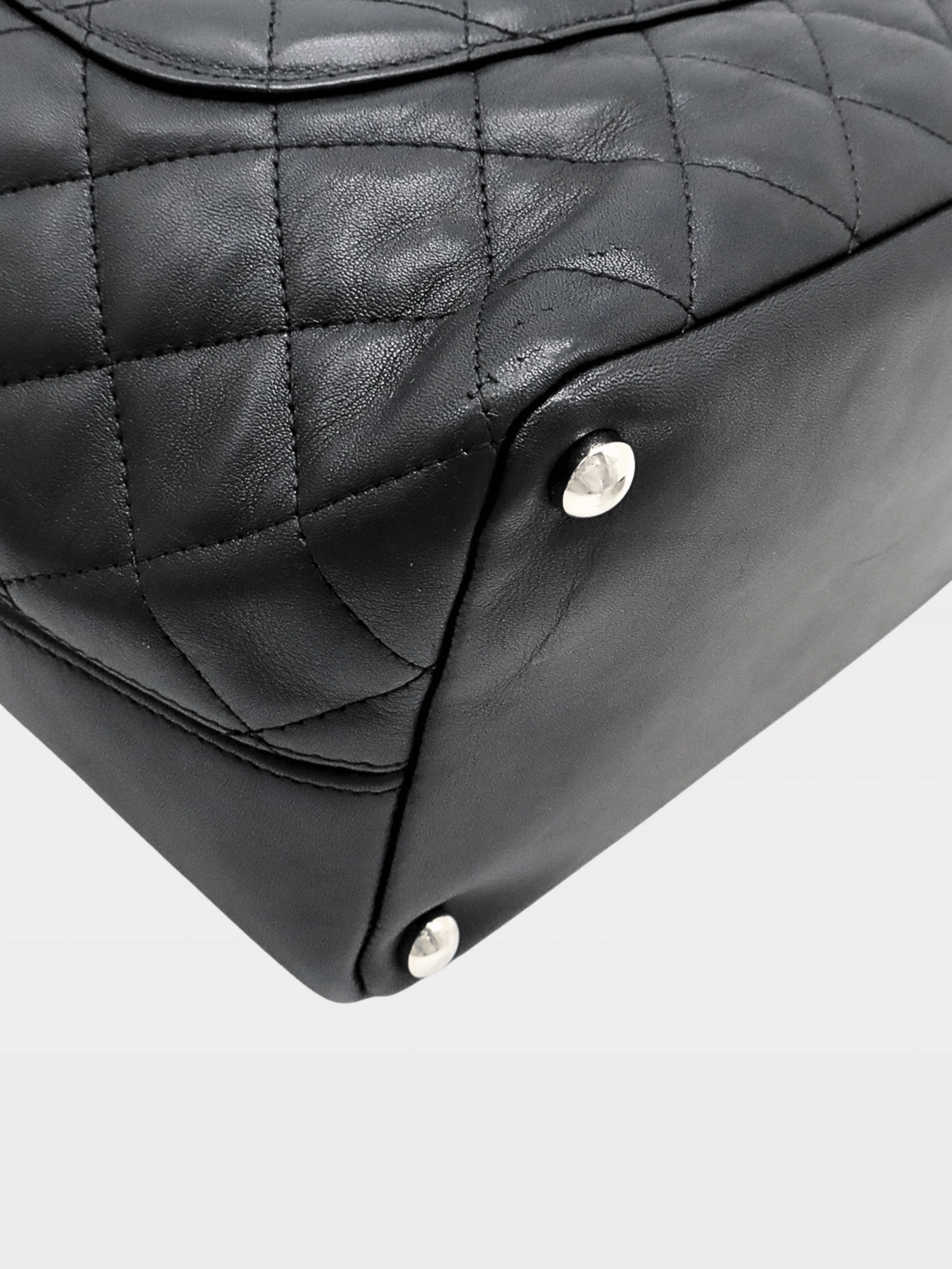 Chanel 2005 Black Cambon Logo Handbag - Image 3