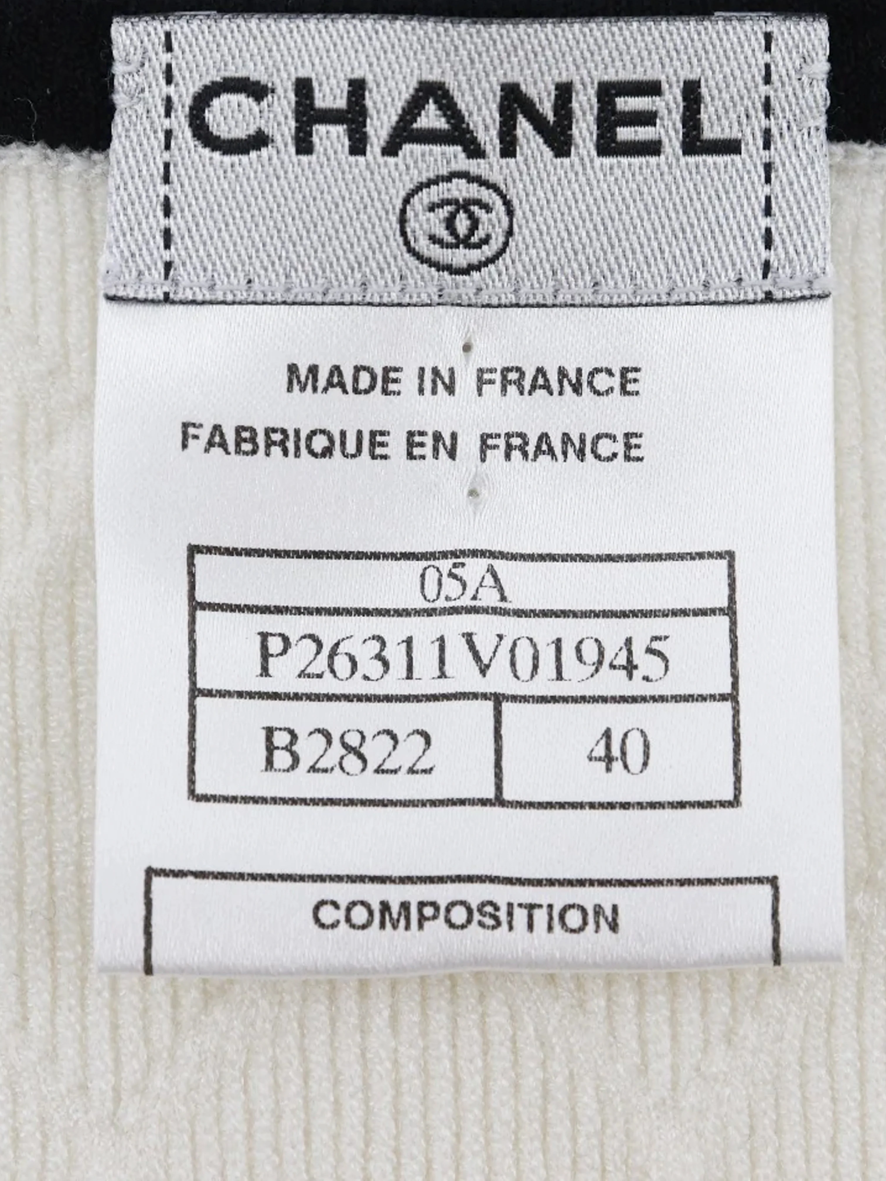 Chanel 2005 Cream Quilted Cambon Sweater - Image 4