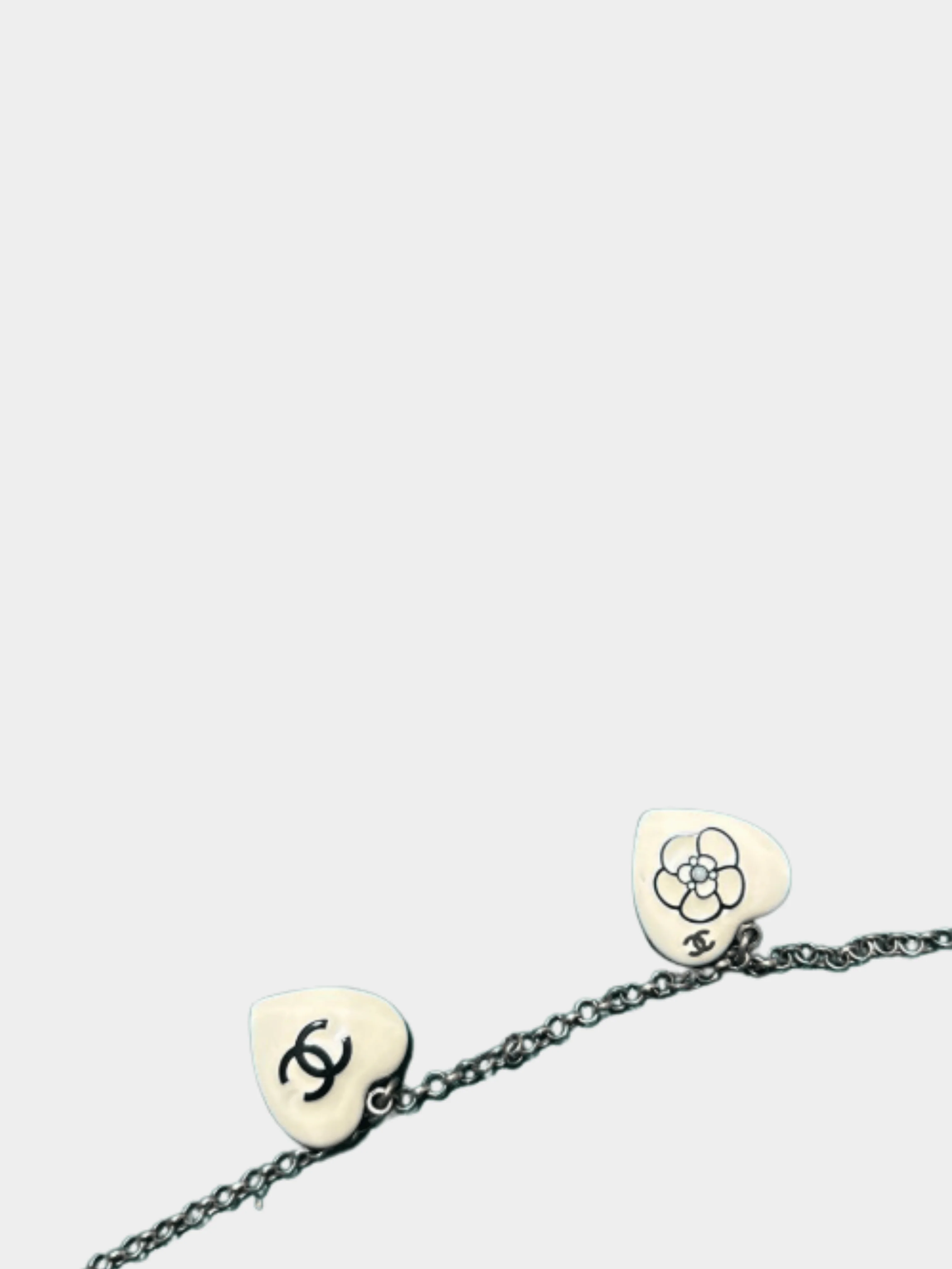 Chanel 2006 Cream CC Heart Charm Bracelet - Image 2