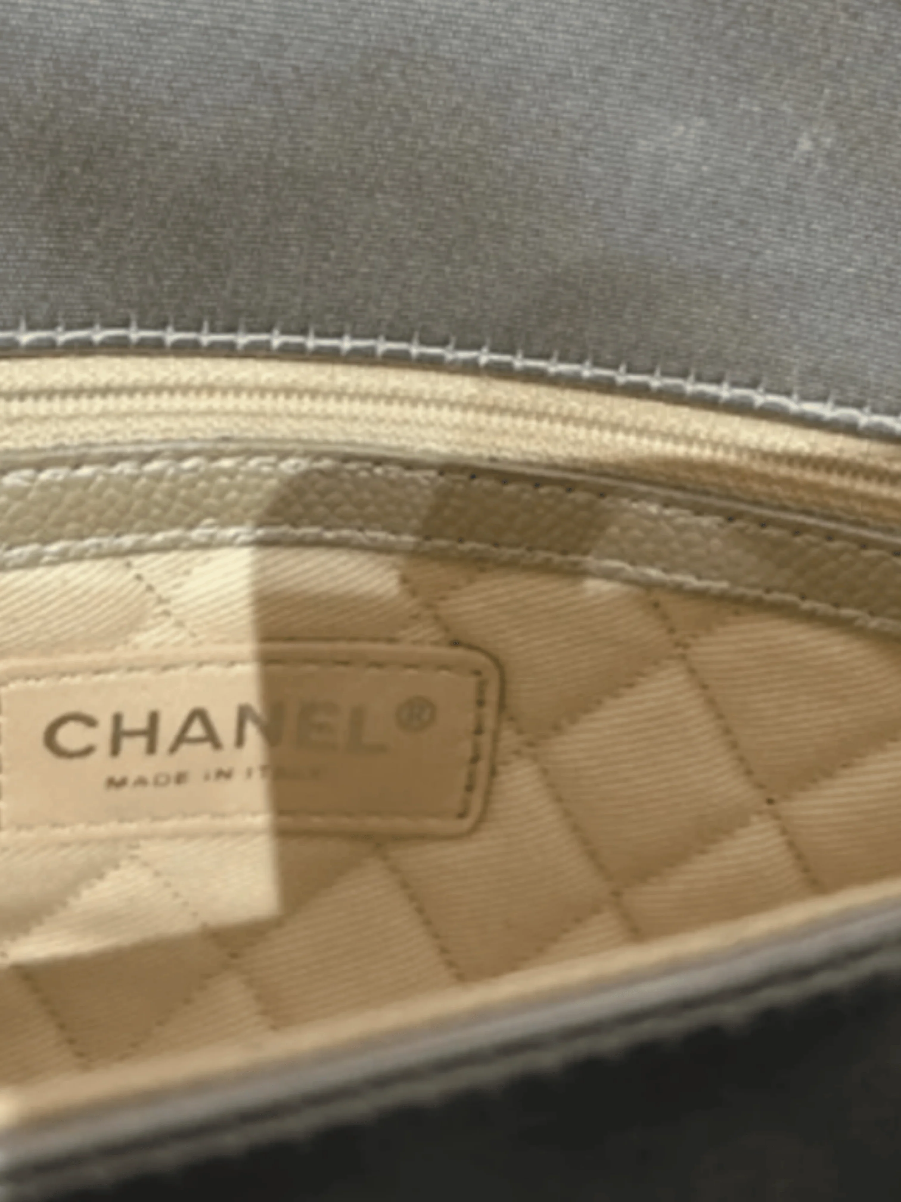 Chanel 2008 Silver Leather Flap Bag - Image 5