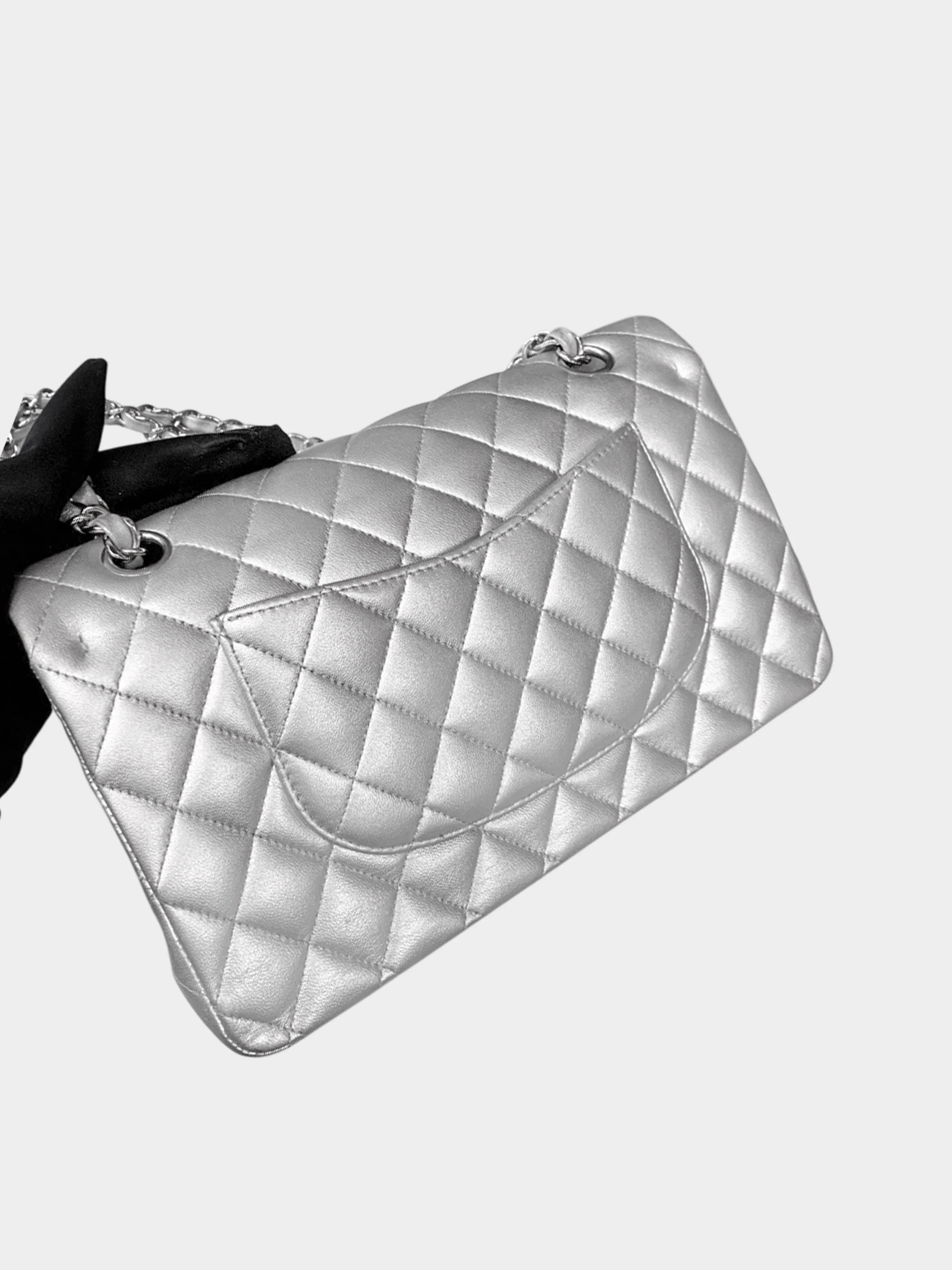 Chanel 2009-2010 Metallic Silver Classic Medium Double Flap Bag - Image 4