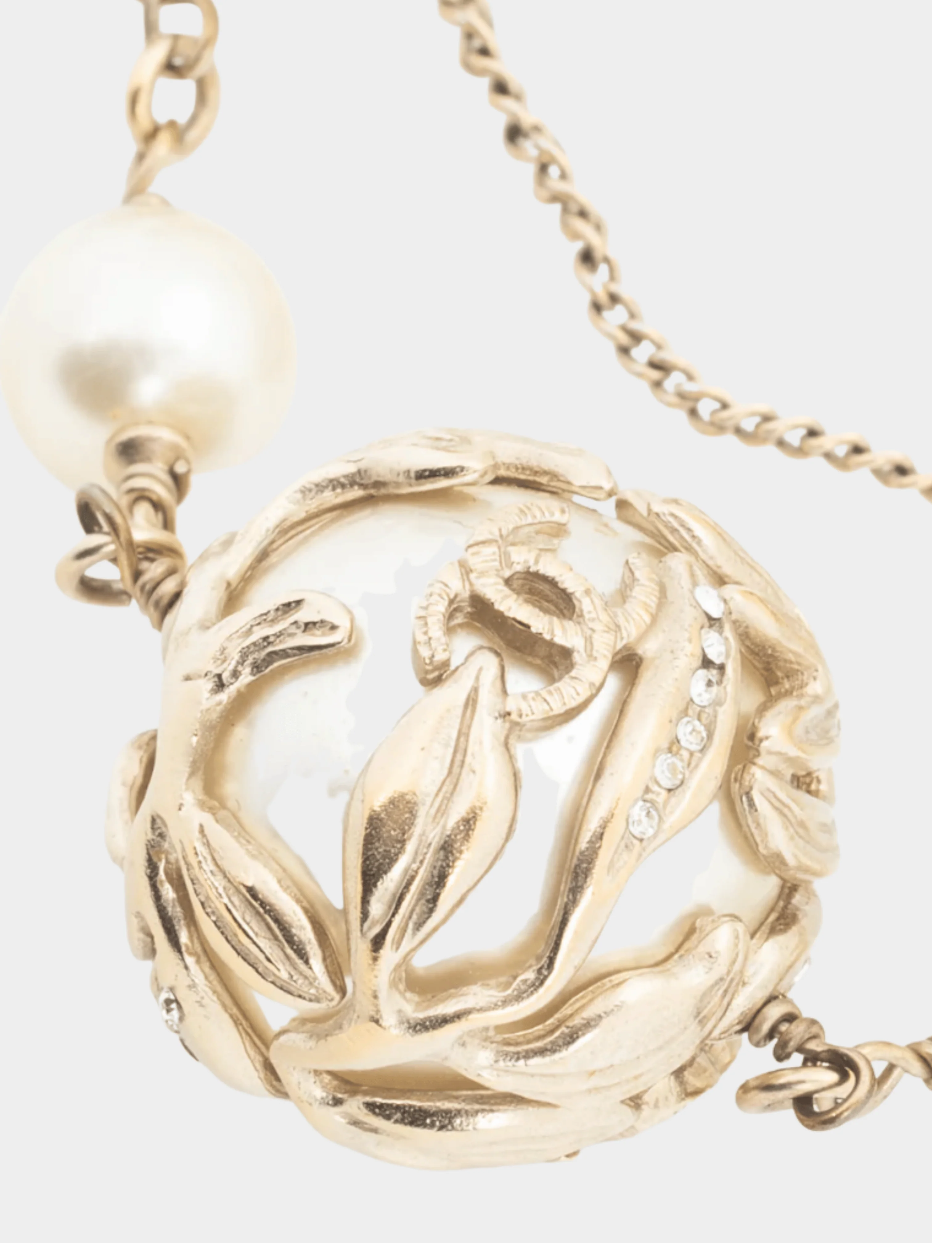 Chanel 2009 Métiers d’Art Gold-Tone Multi CC Double Wrap Long Chain Necklace - Image 3