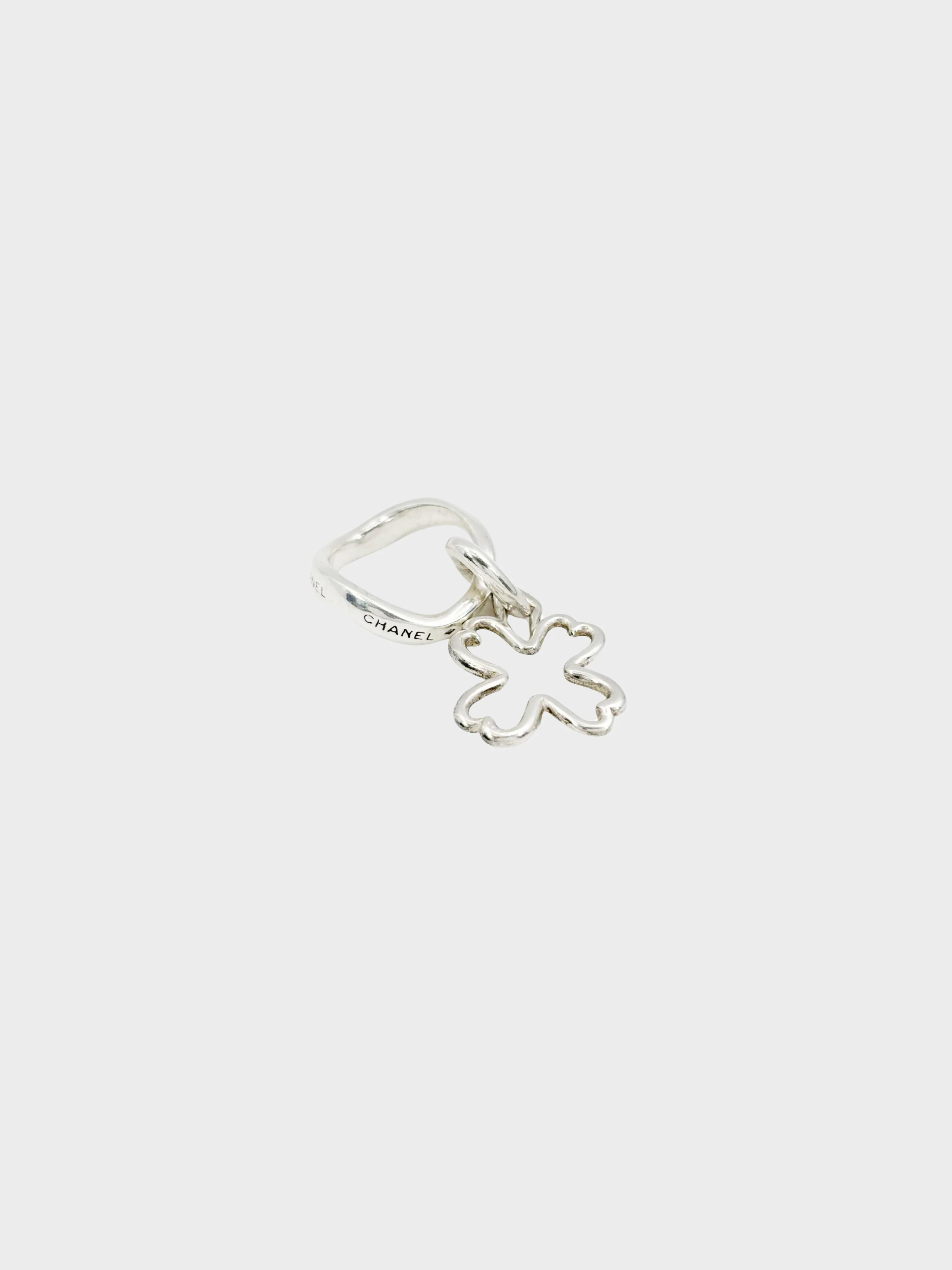 Chanel 2010s 925 Silver Four Leaf Clover Wave Band Ring