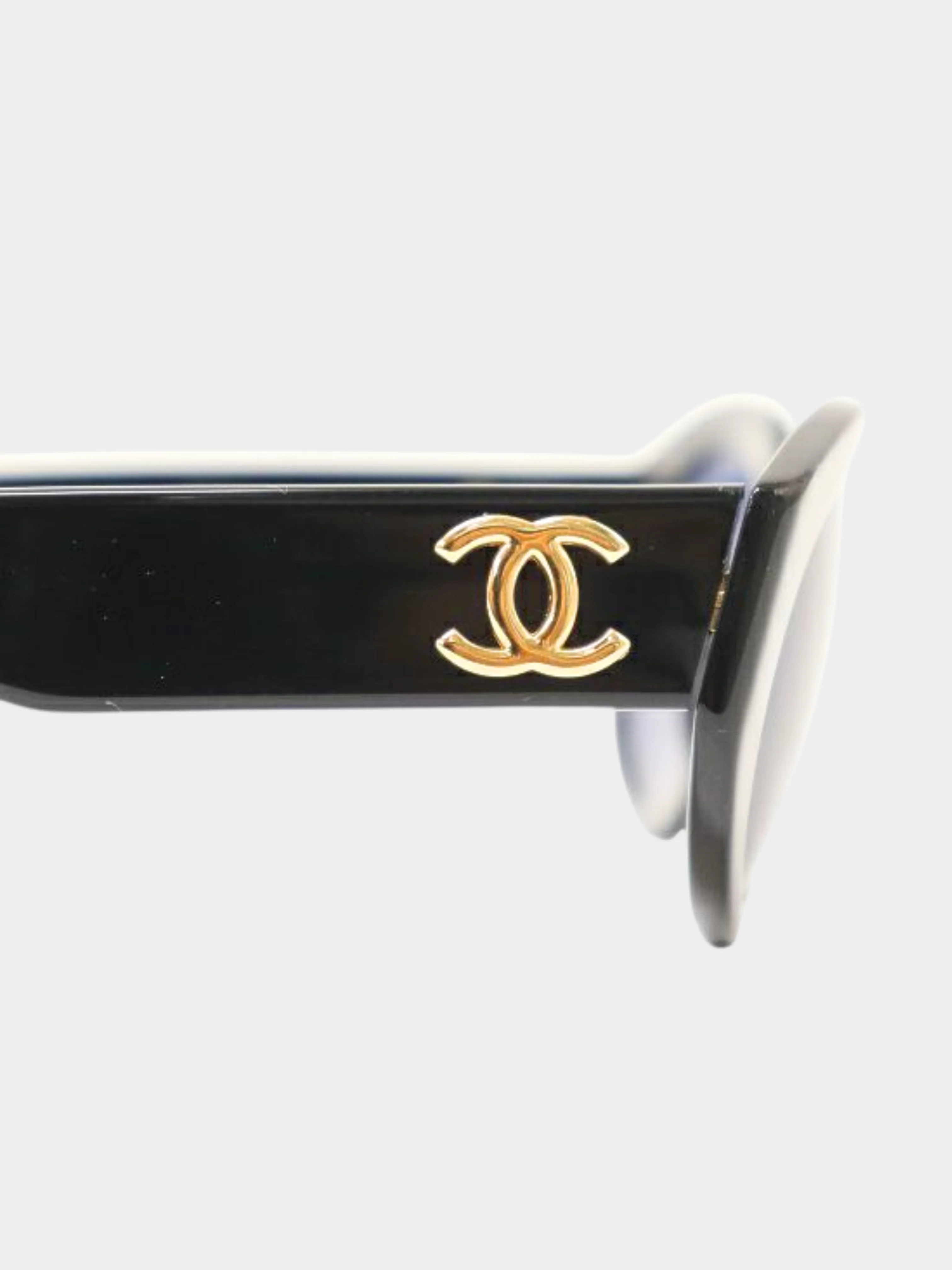 Chanel 2010s Black Coco Oval Sunglasses - Image 3