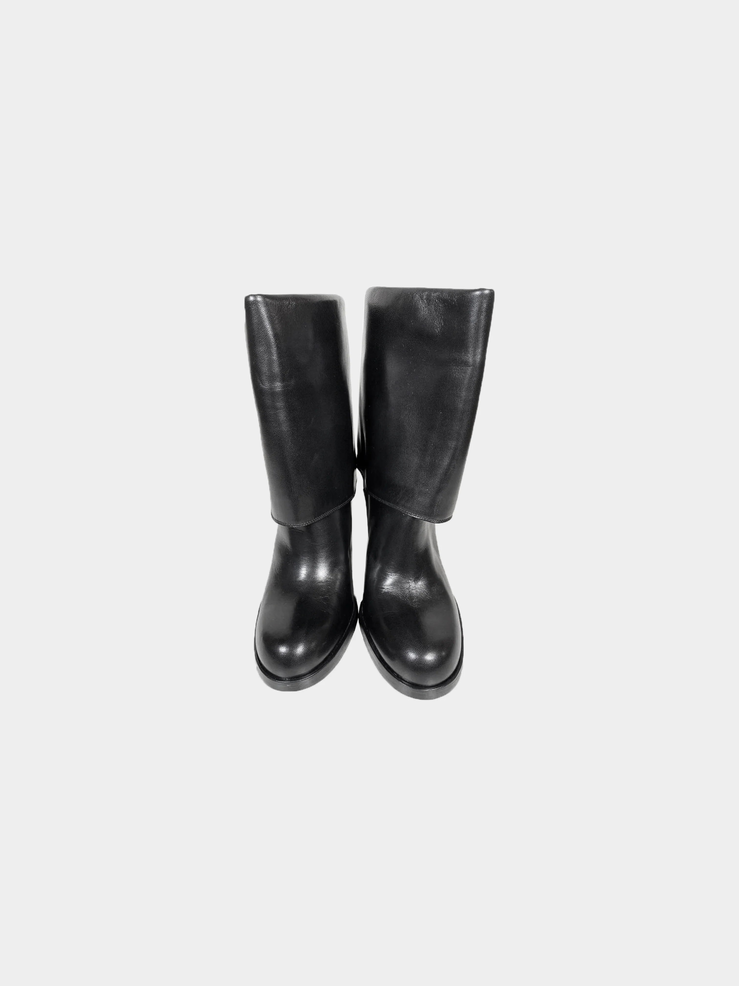 Chanel 2010s Black Leather Fold-over Heeled Short Boots - Image 3