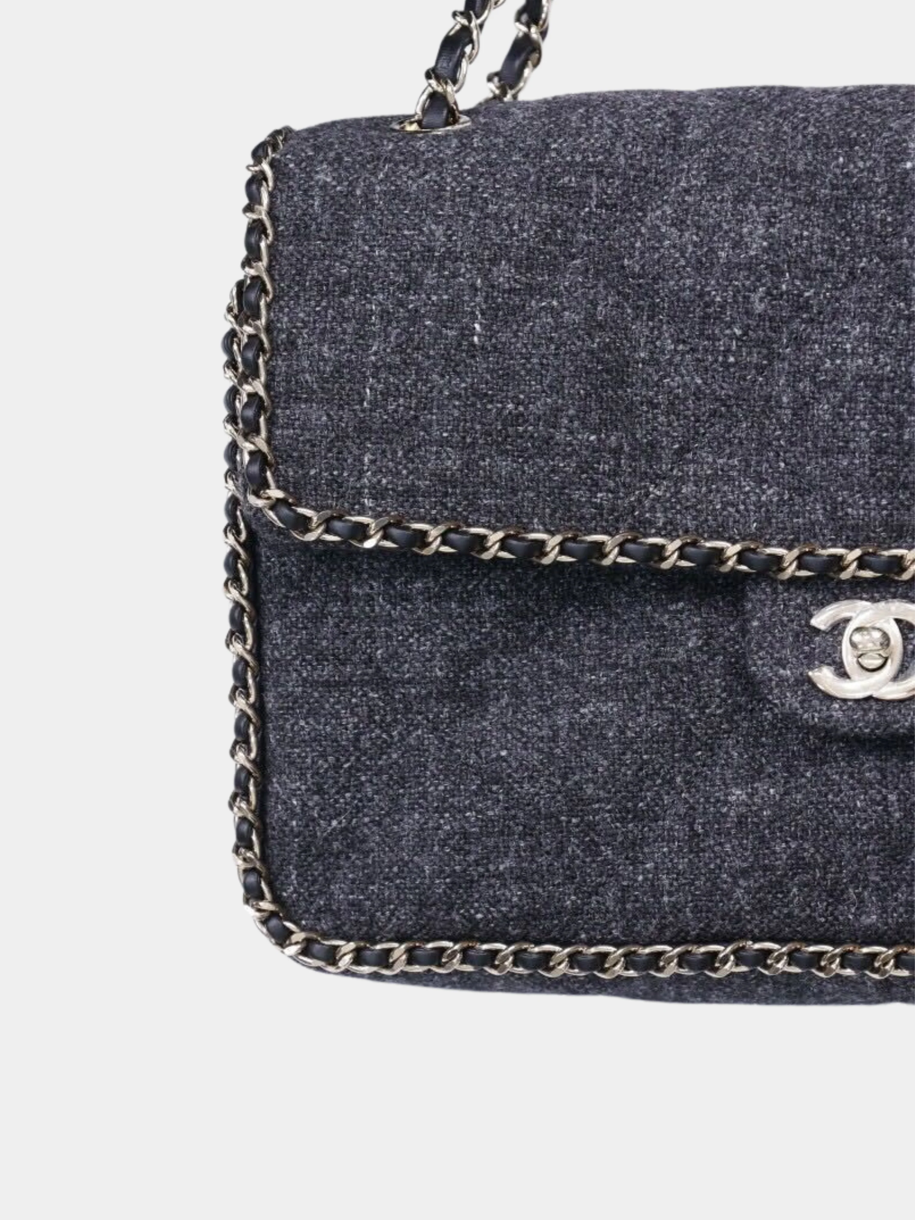 Chanel 2010s Grey Tweed Classic Flap Shoulder Bag with Leather-Woven Chain - Image 5