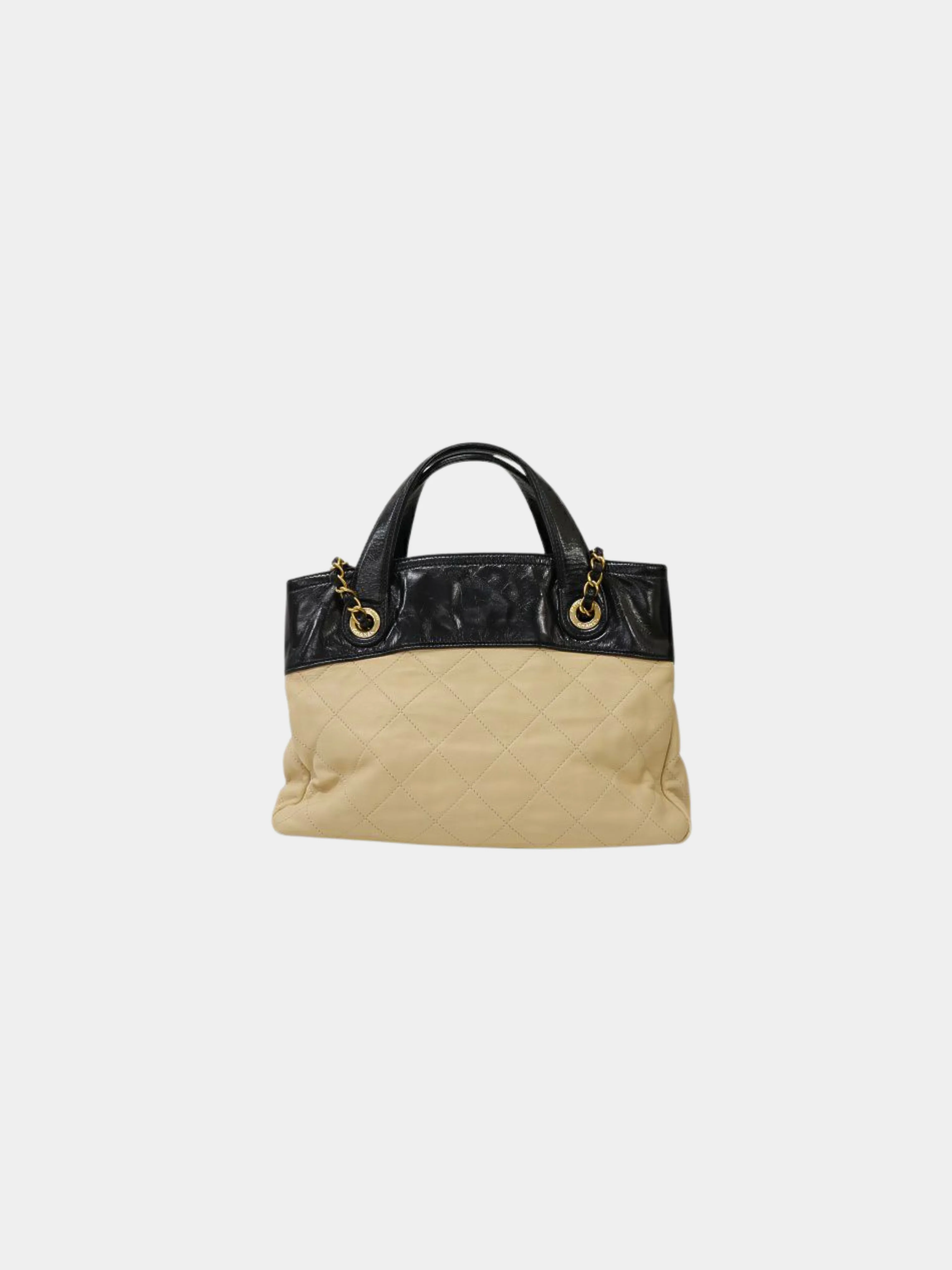 Chanel 2010s Ivory and Black In The Mix Turn Lock 2-Way Bag - Image 2