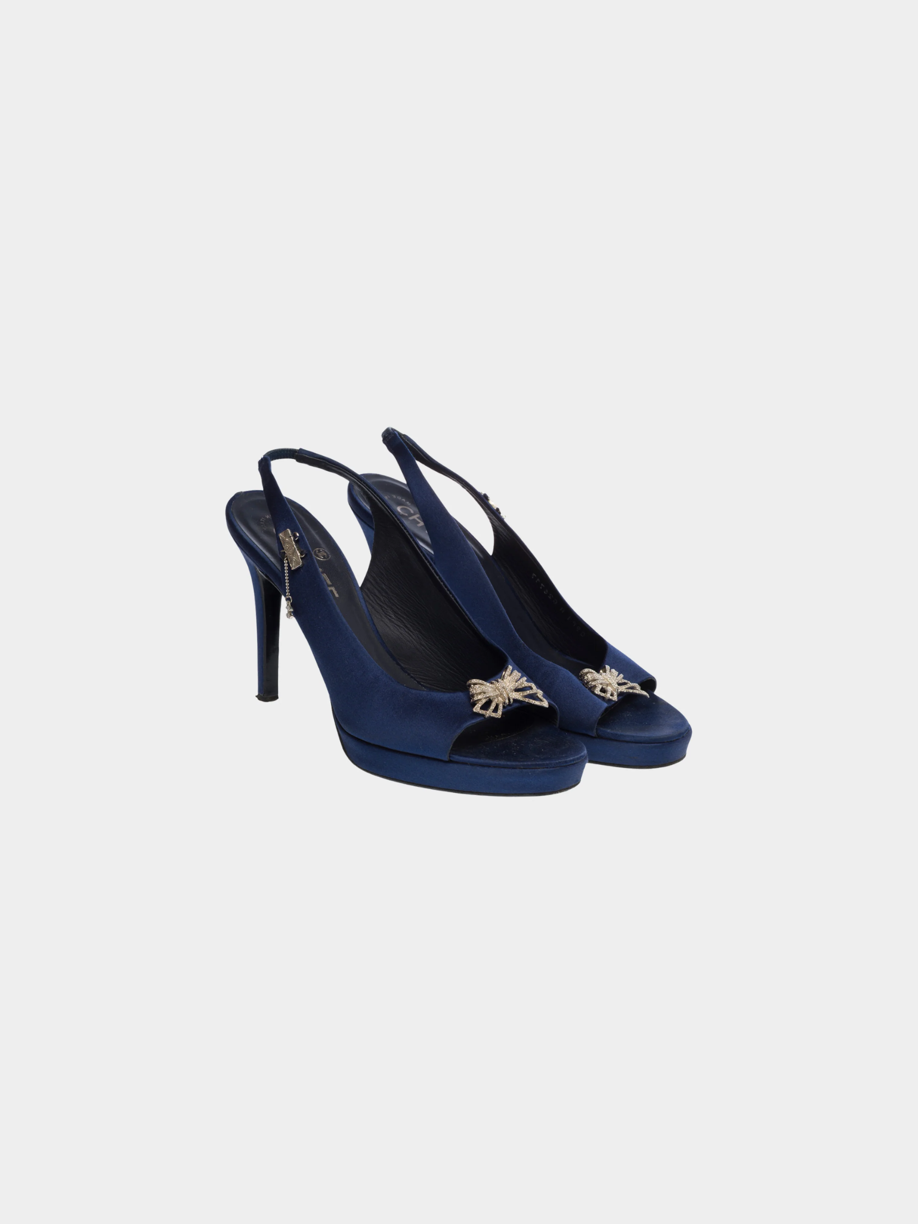 Chanel 2010s Navy Blue Tweed Pumps - Image 2