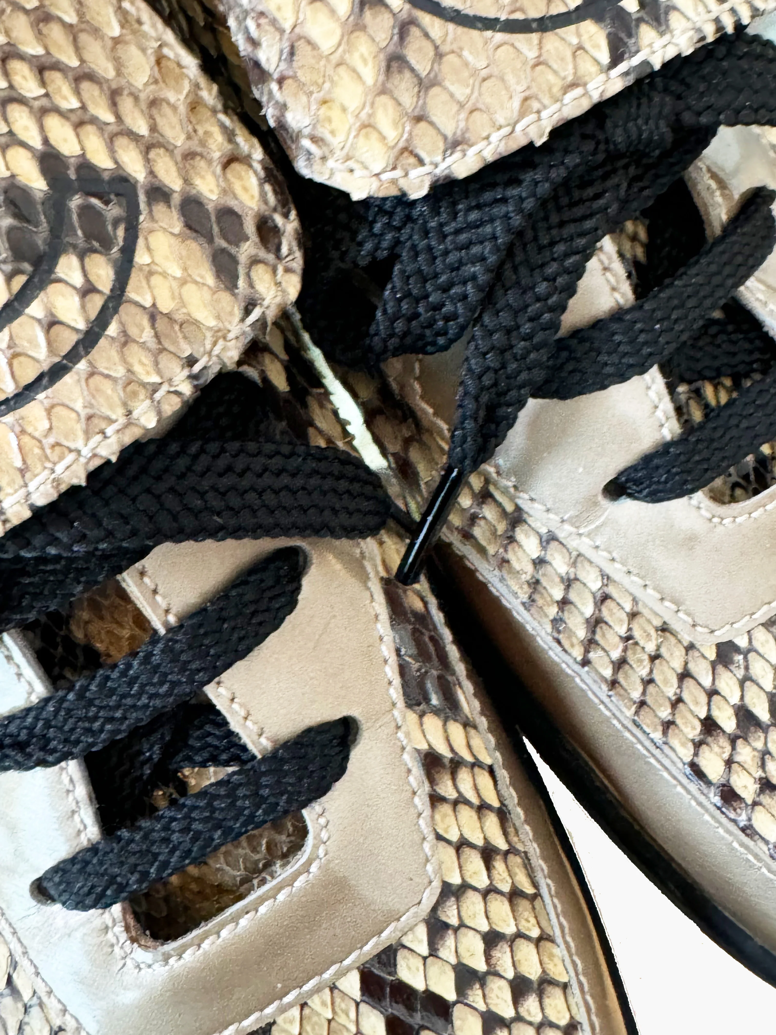 Chanel 2010s Python Leather CC Sneakers - Image 4